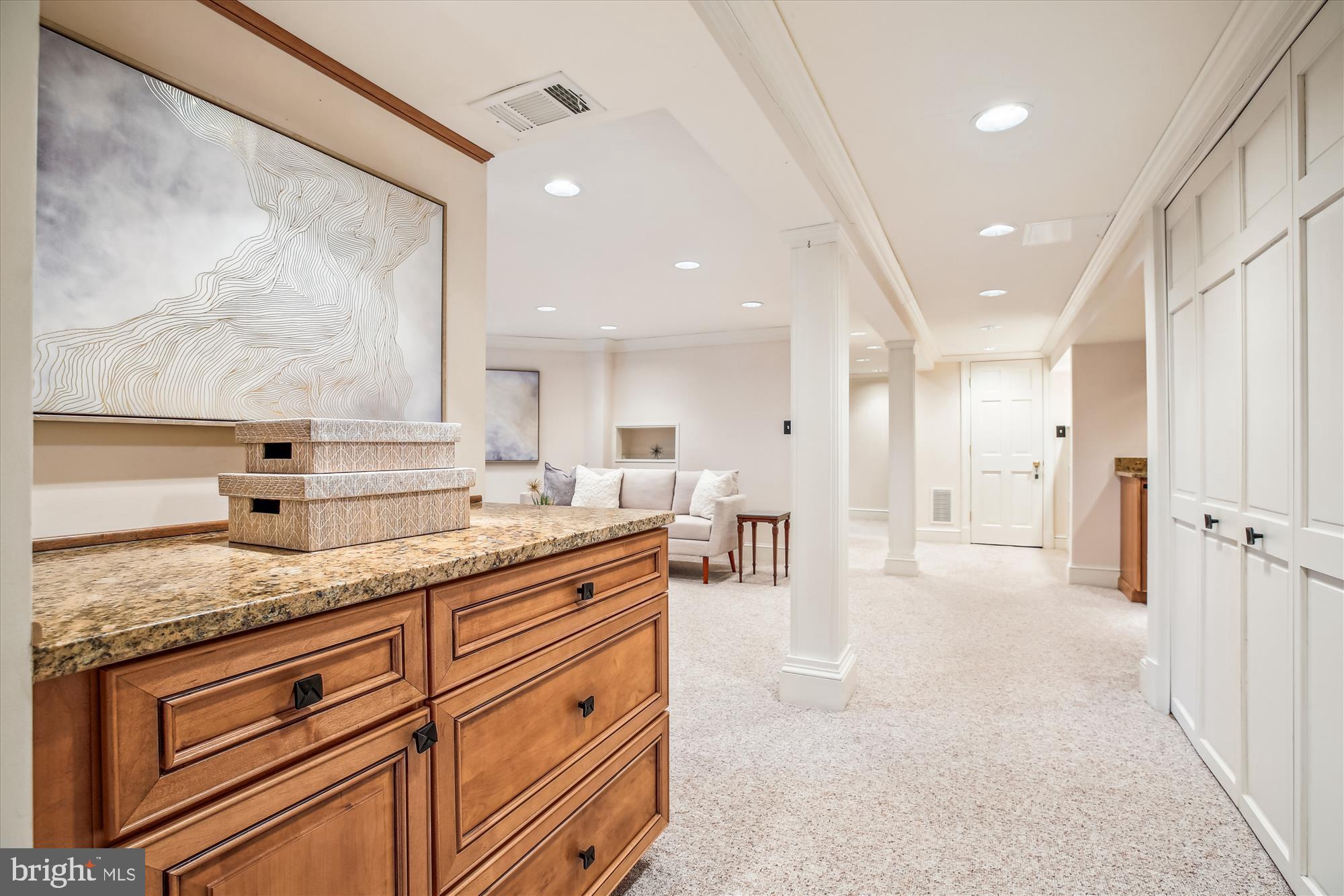 MANOR PARK - Residential