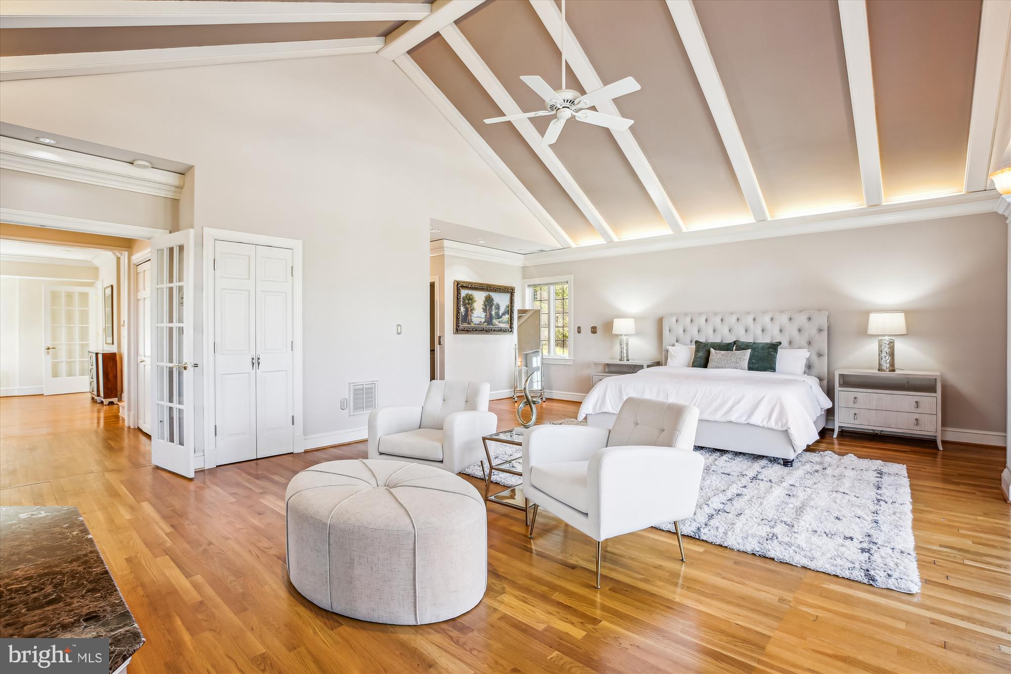 MANOR PARK - Residential