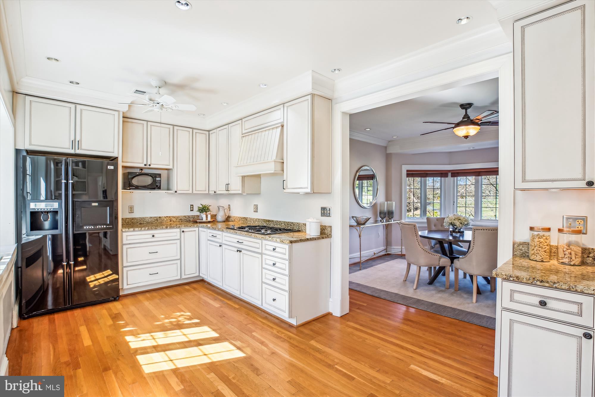 MANOR PARK - Residential