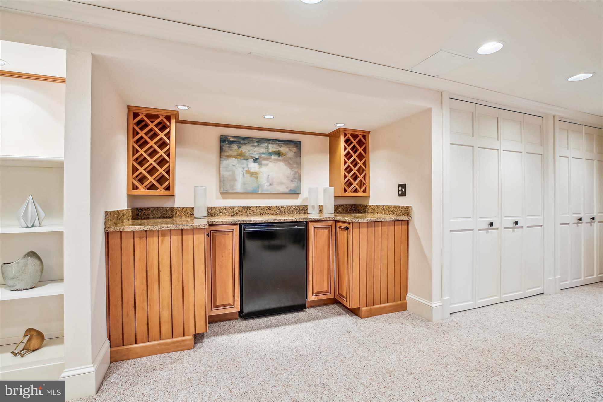 MANOR PARK - Residential