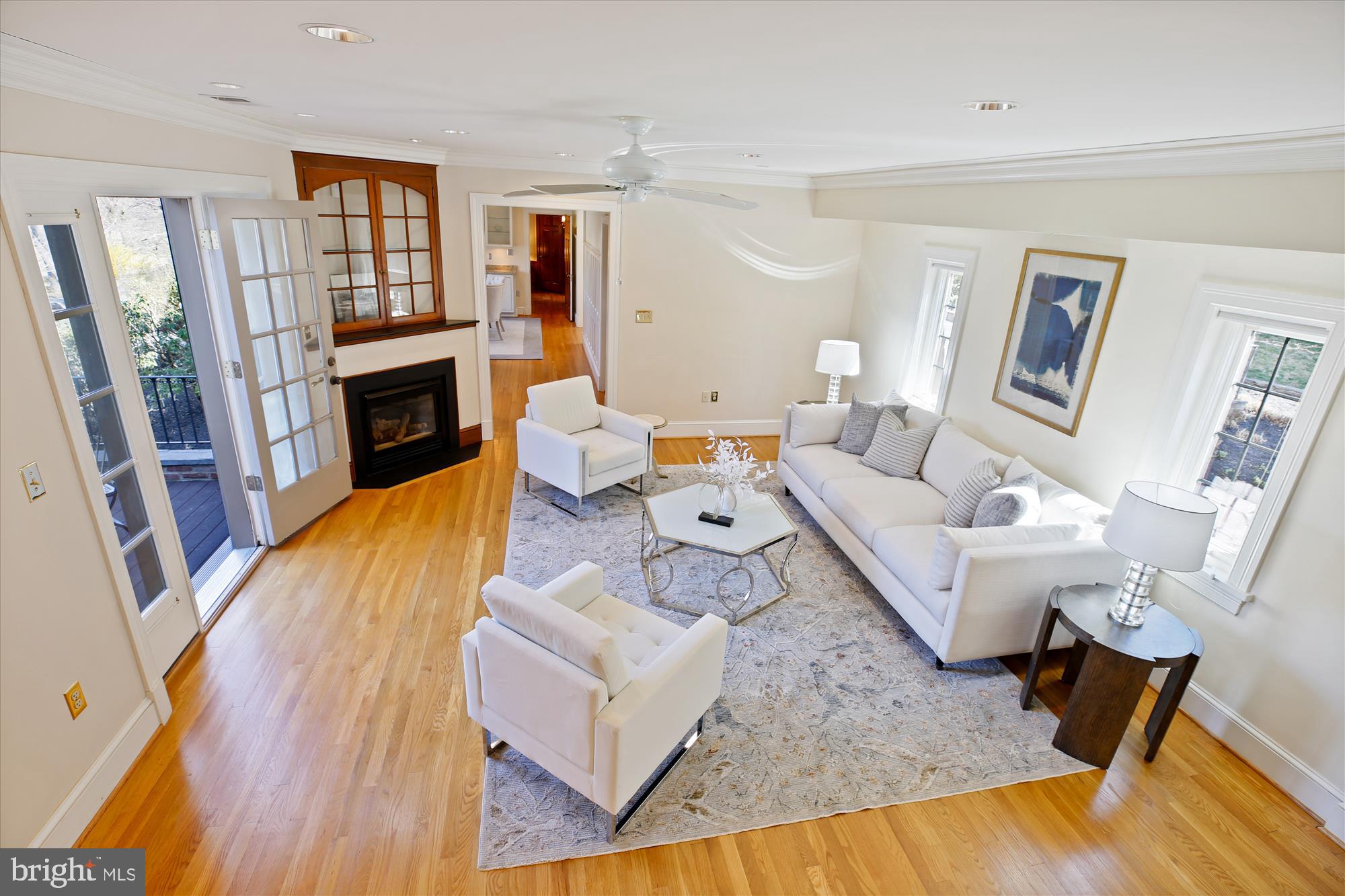 MANOR PARK - Residential