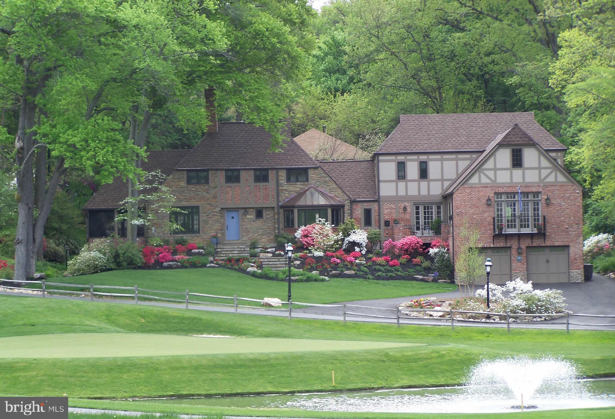 MANOR PARK - Residential