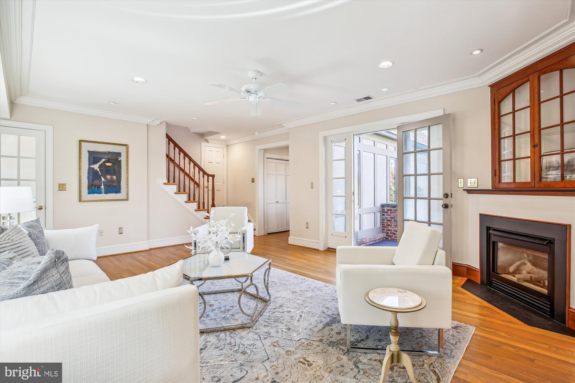 MANOR PARK - Residential