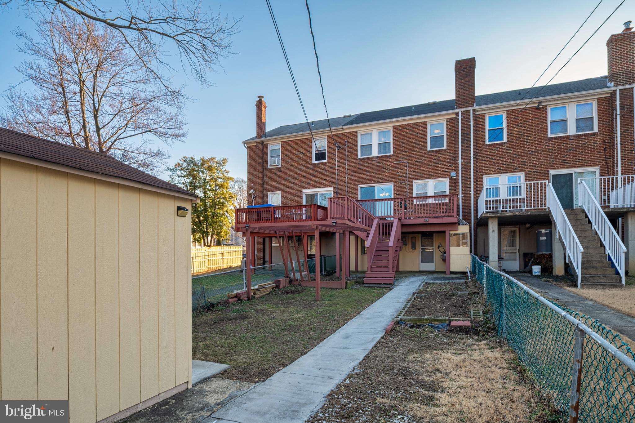 ELM RIDGE - Residential