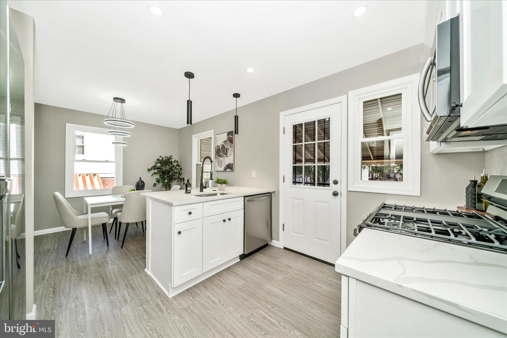 DEER PARK HEIGHTS - Residential