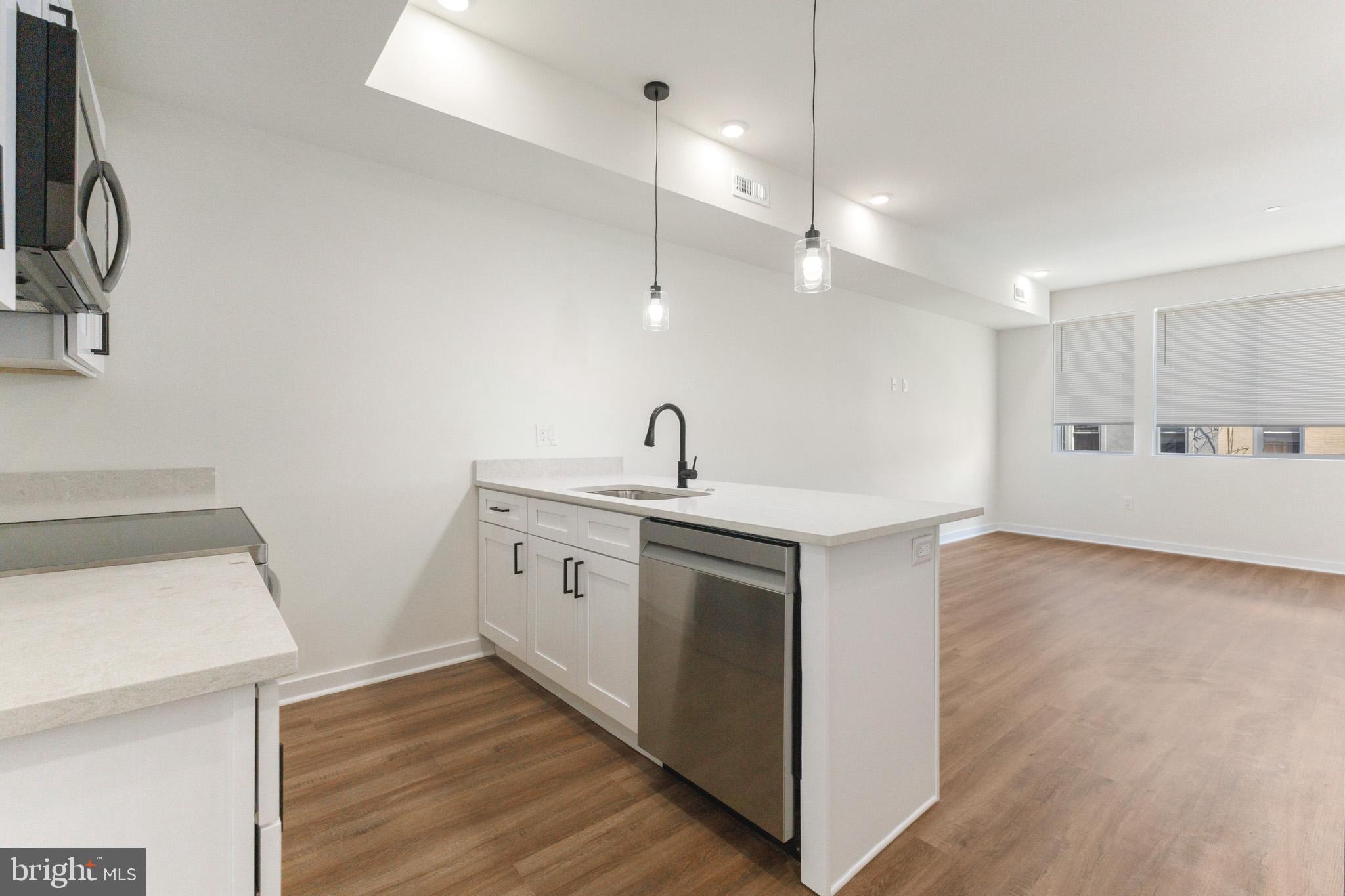 NORRIS SQUARE - Residential Lease