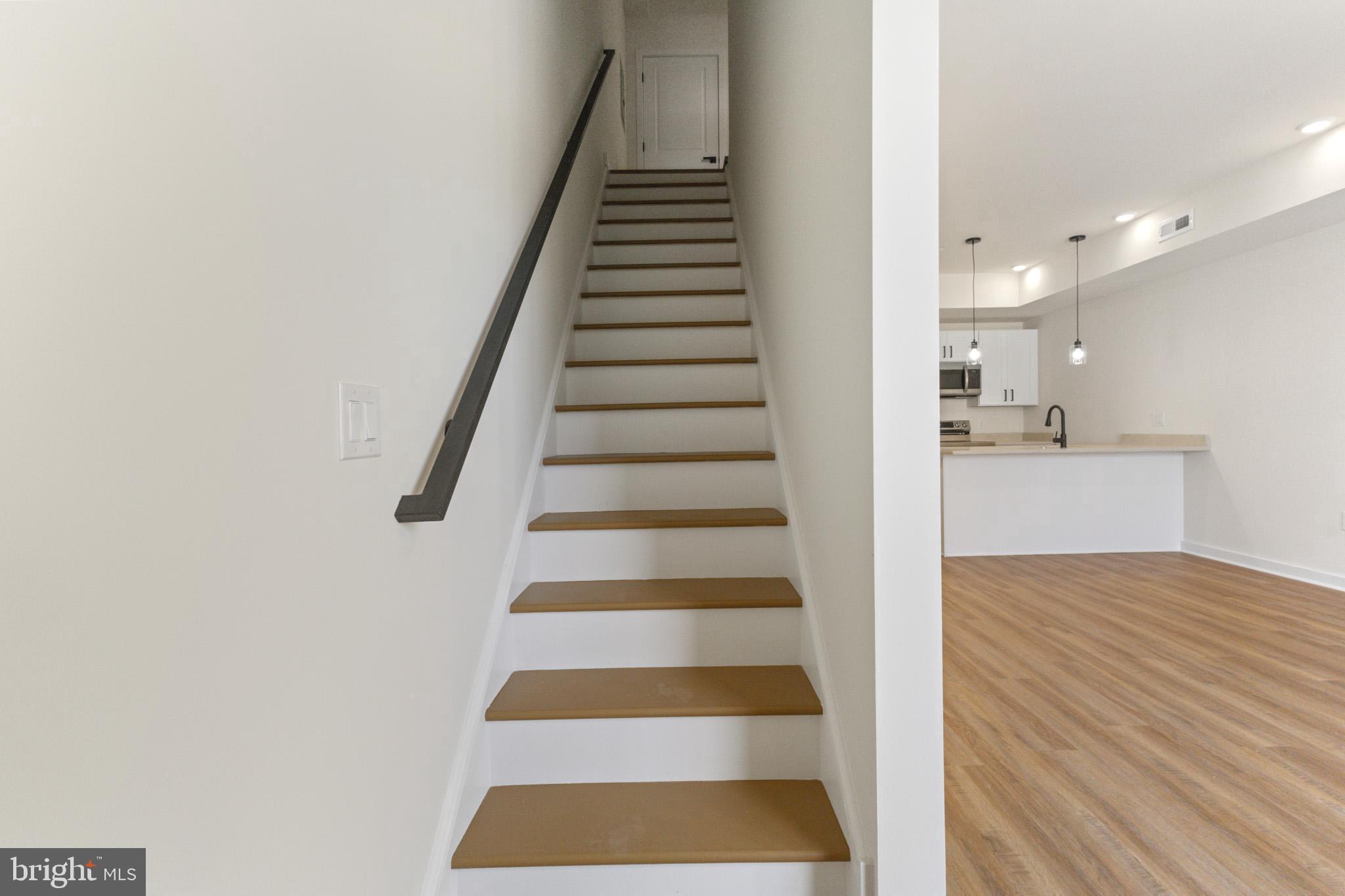 NORRIS SQUARE - Residential Lease