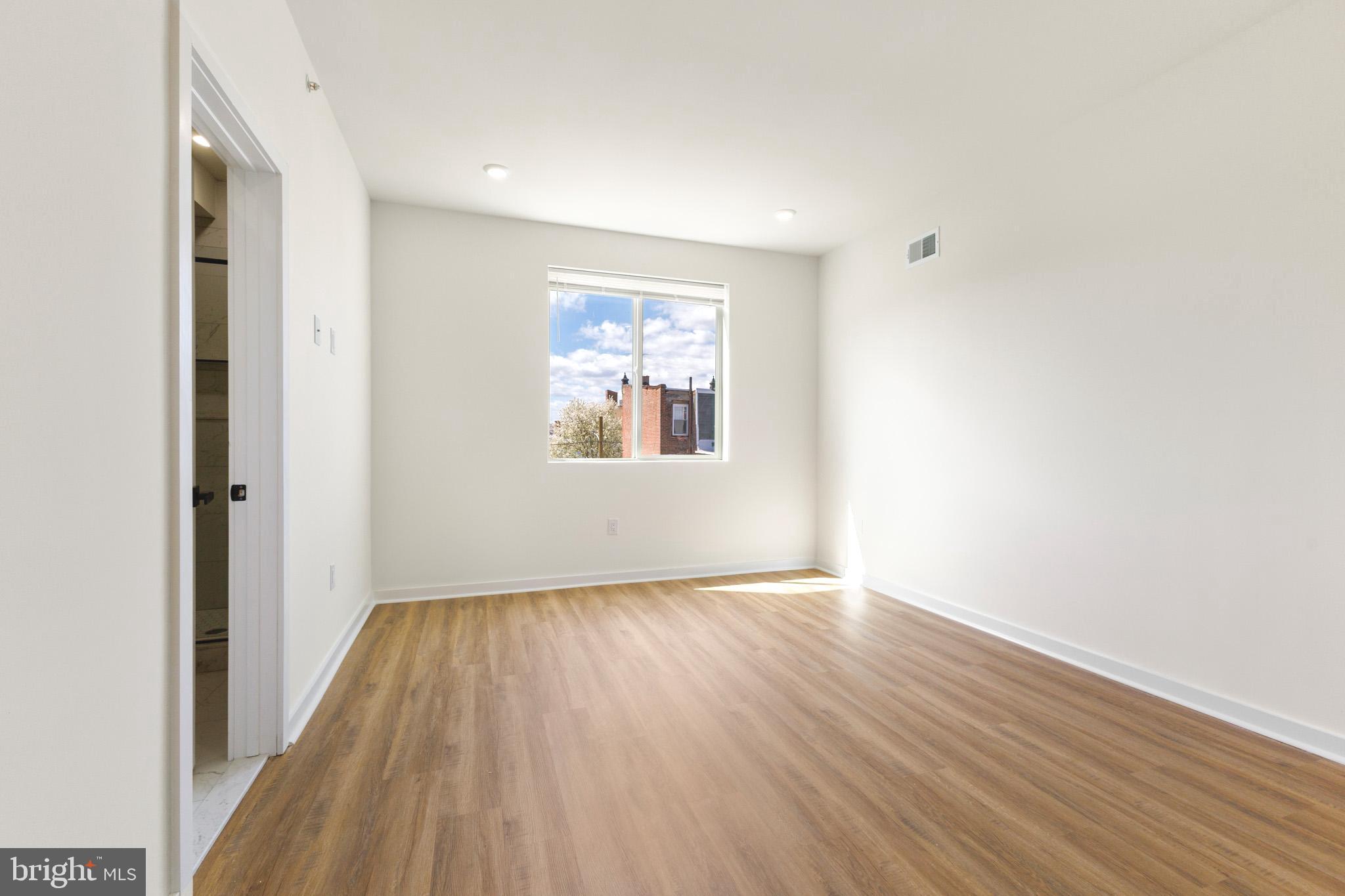 NORRIS SQUARE - Residential Lease