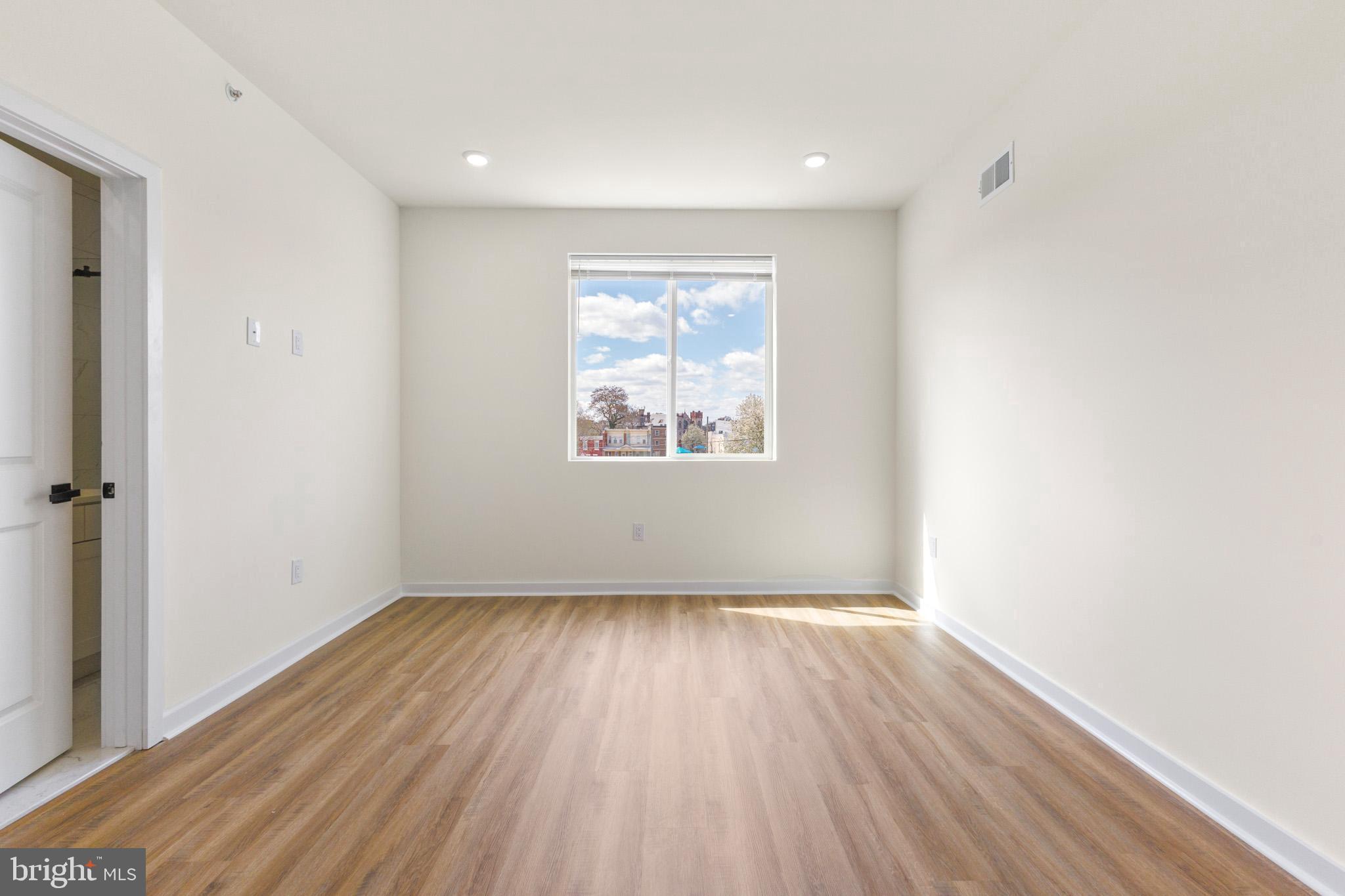 NORRIS SQUARE - Residential Lease