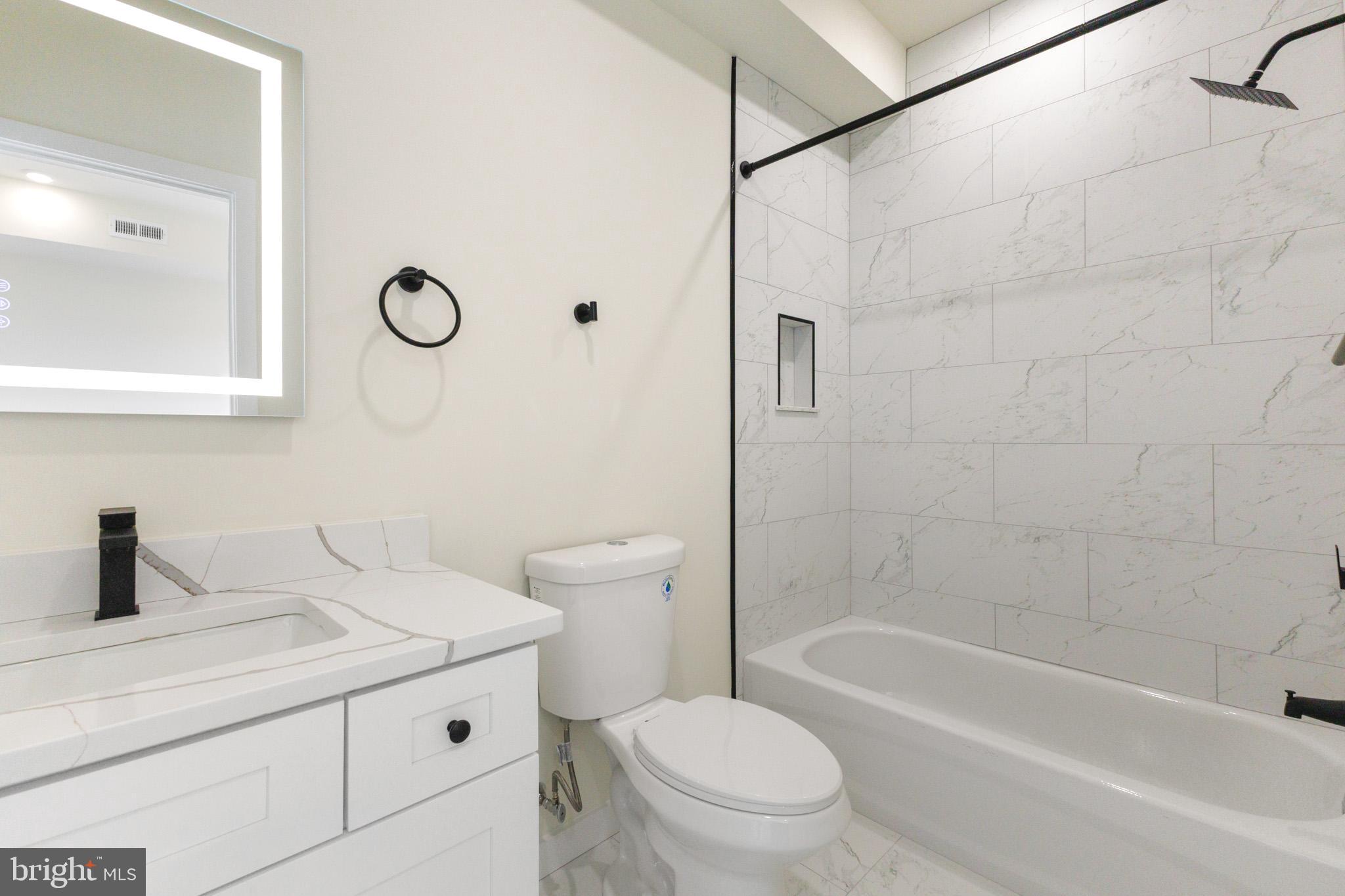 NORRIS SQUARE - Residential Lease