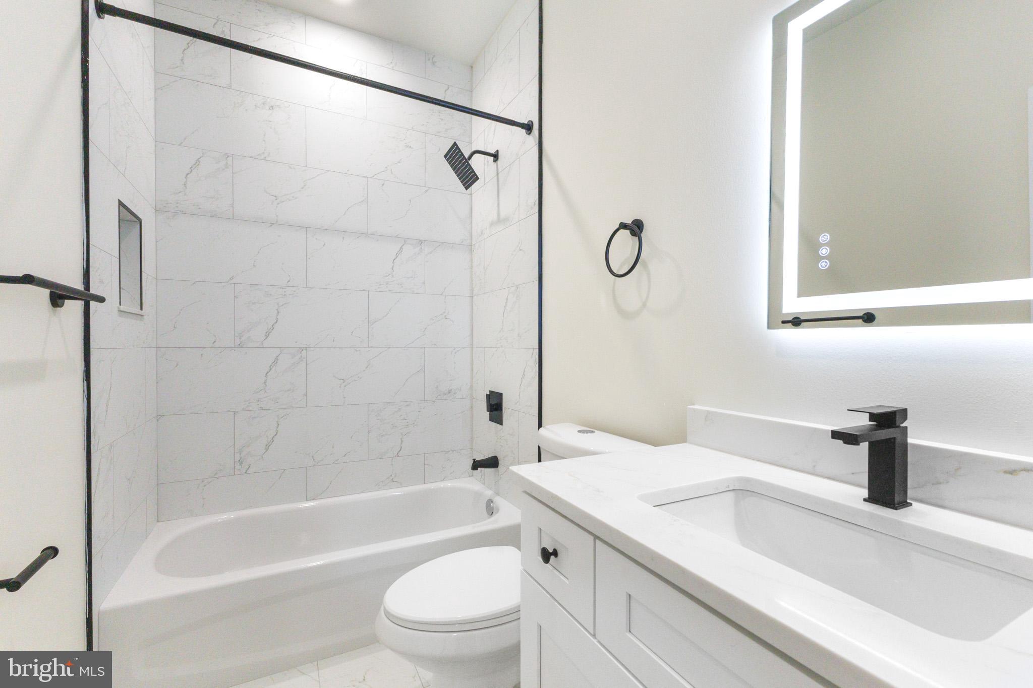 NORRIS SQUARE - Residential Lease