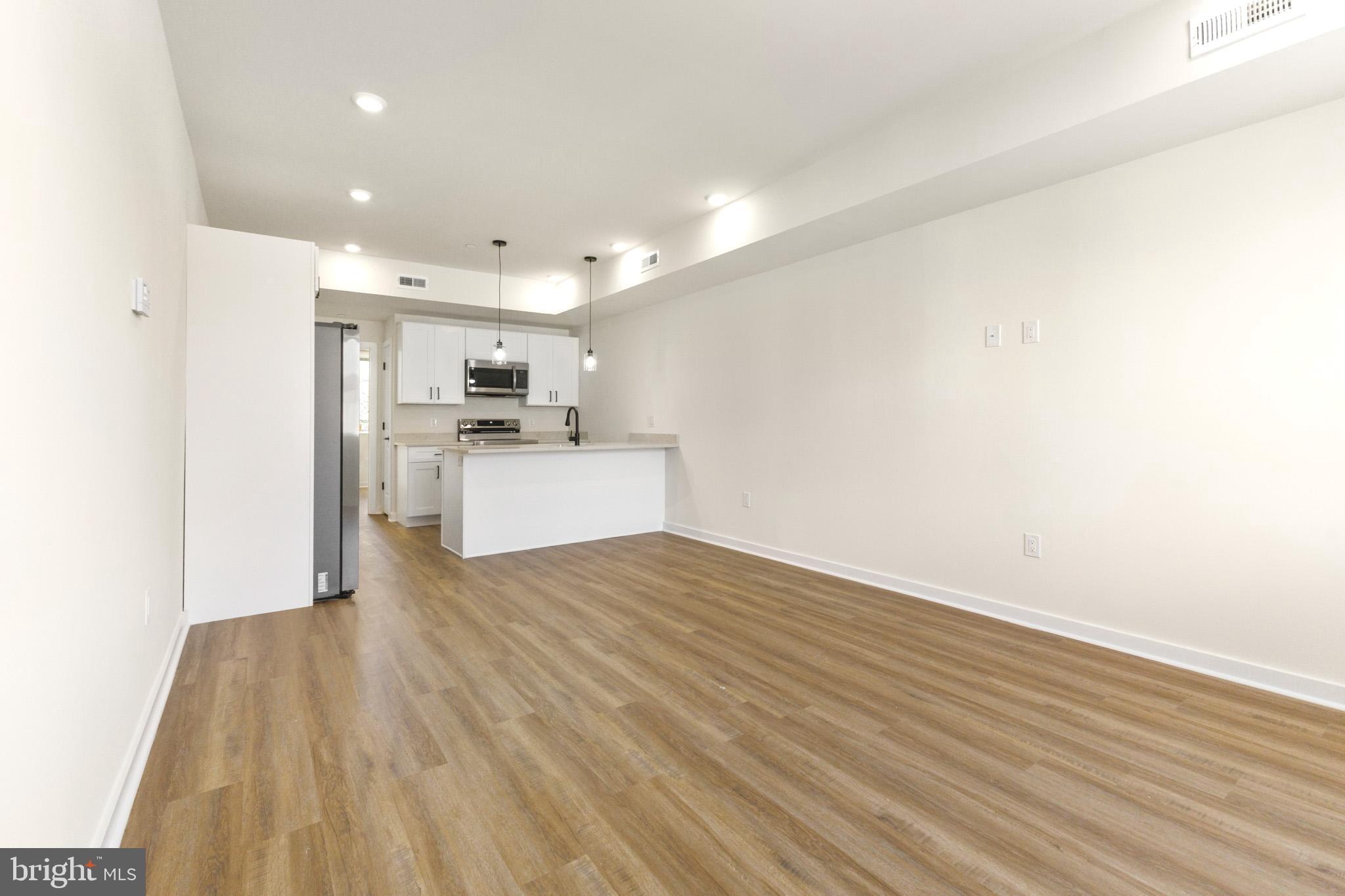 NORRIS SQUARE - Residential Lease