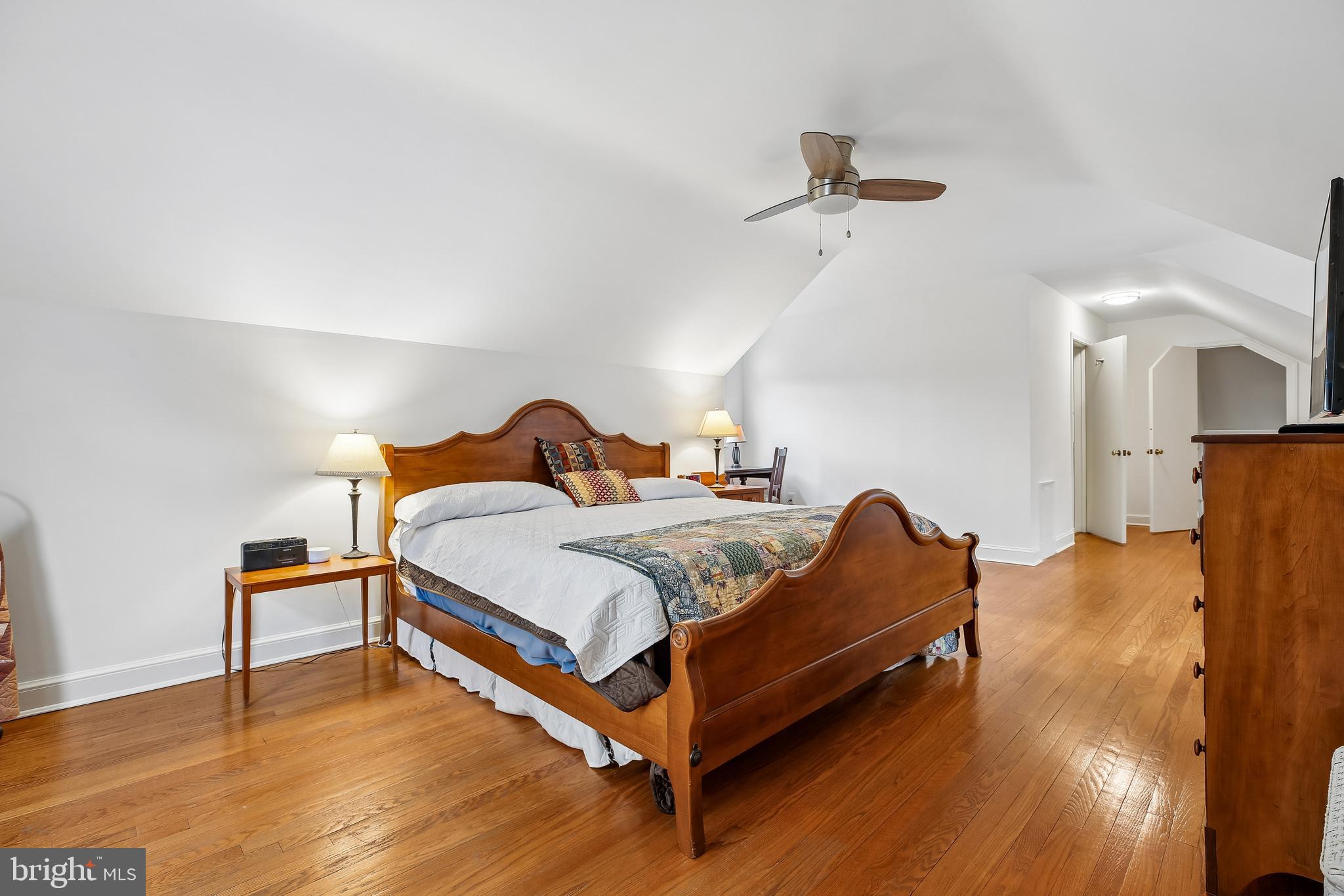 RIDGEWOOD VILLAGE - Residential