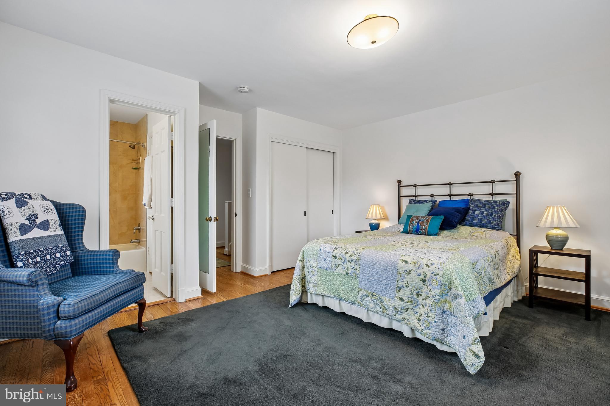 RIDGEWOOD VILLAGE - Residential