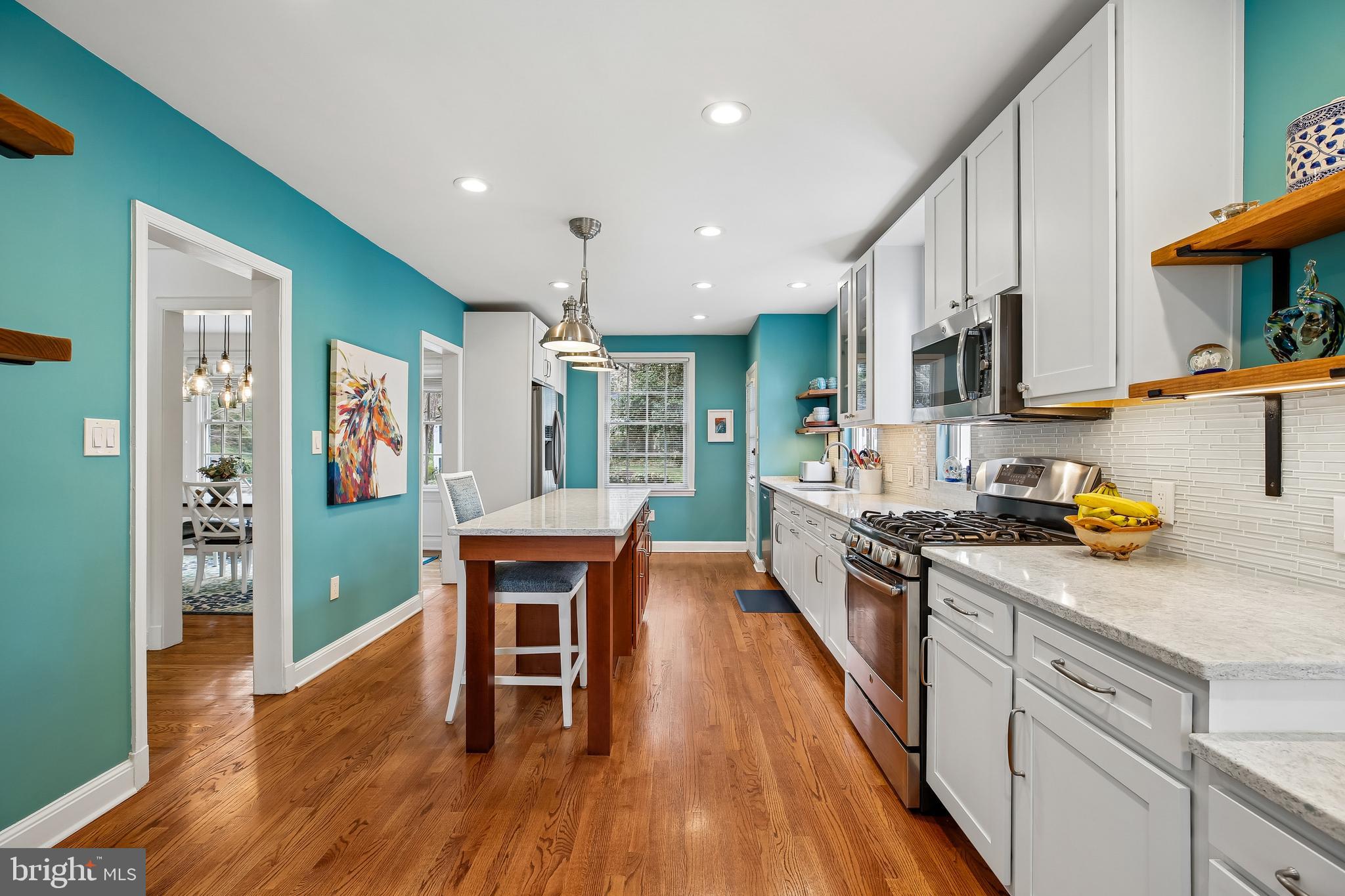 RIDGEWOOD VILLAGE - Residential