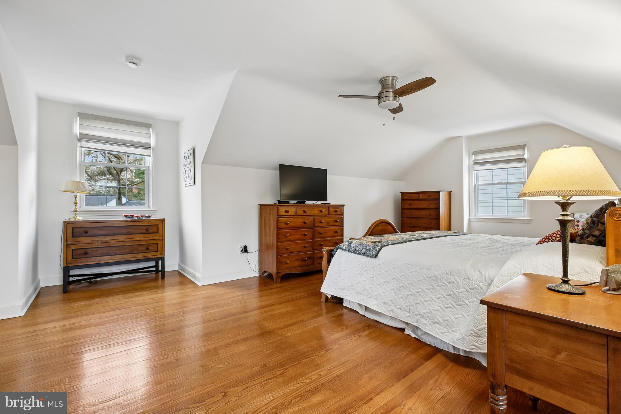 RIDGEWOOD VILLAGE - Residential