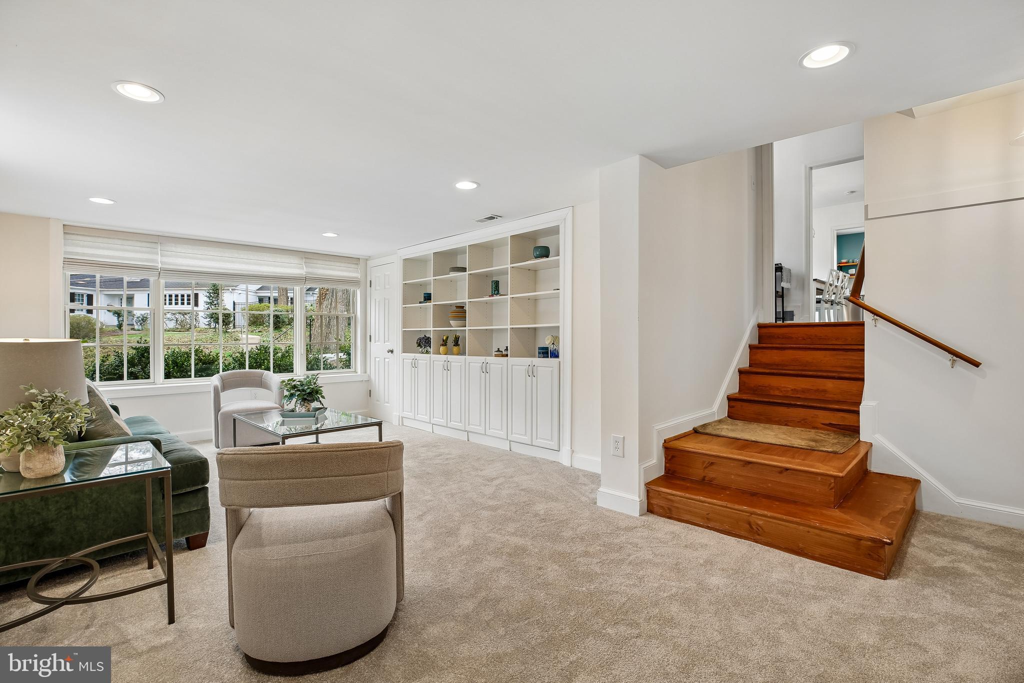 RIDGEWOOD VILLAGE - Residential