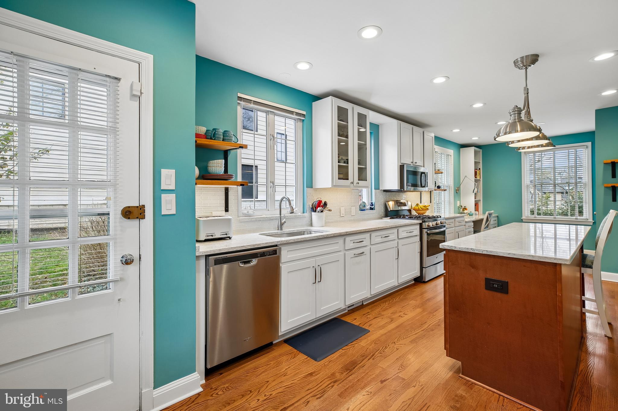 RIDGEWOOD VILLAGE - Residential