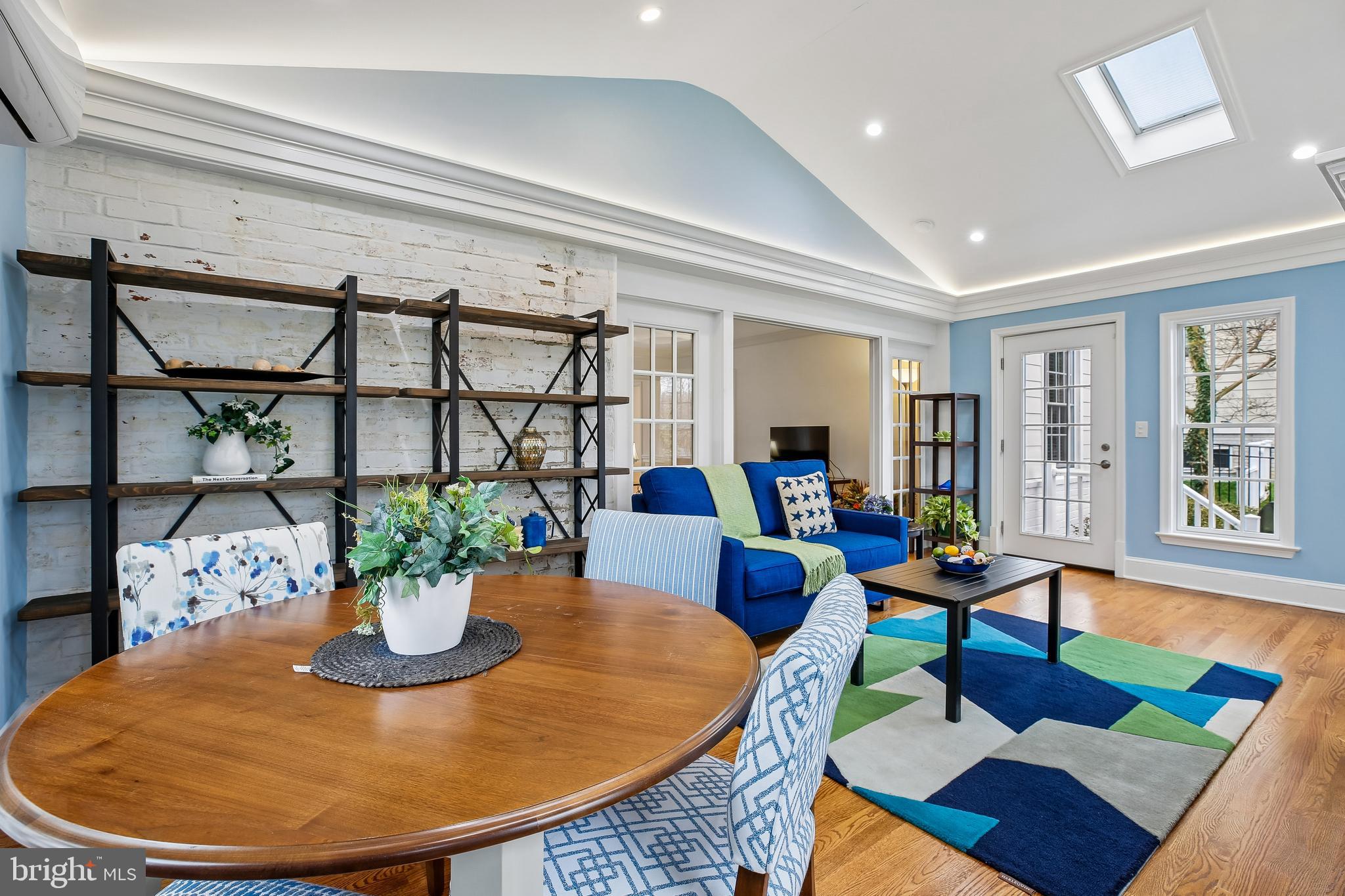 RIDGEWOOD VILLAGE - Residential