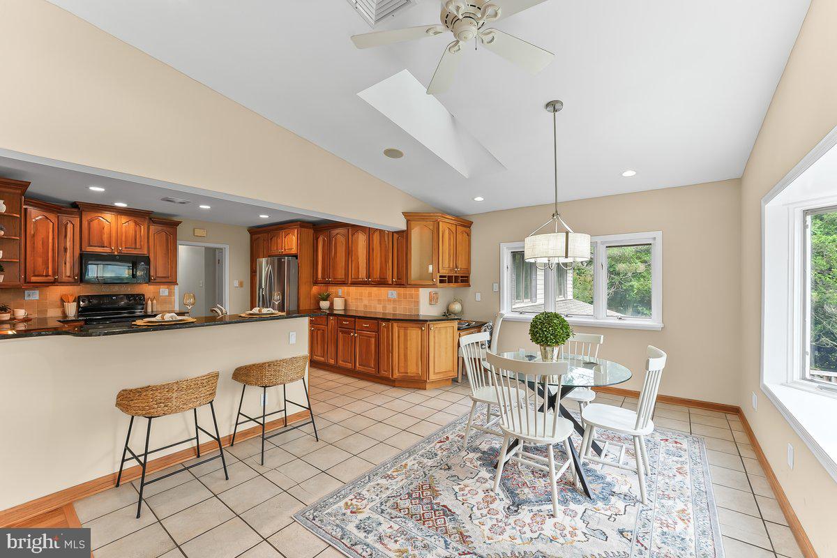 MARPLEWOOD VILLA - Residential