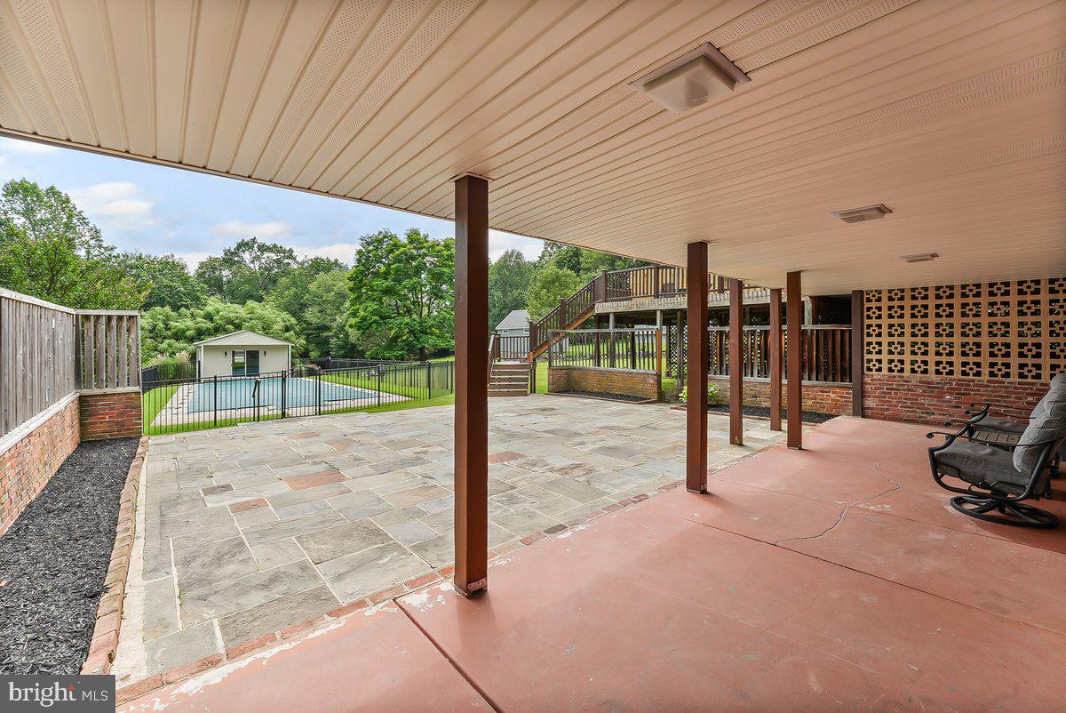 MARPLEWOOD VILLA - Residential