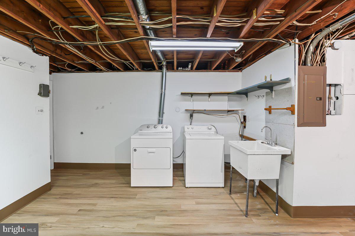 MARPLEWOOD VILLA - Residential