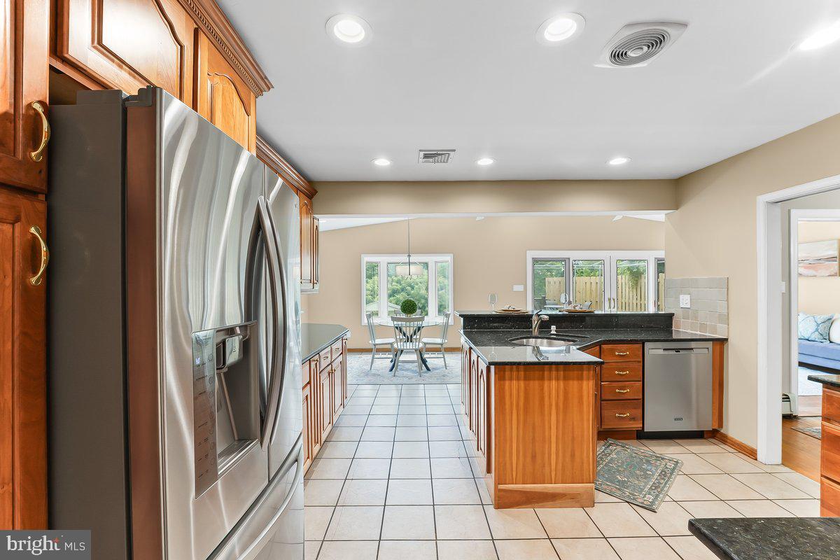 MARPLEWOOD VILLA - Residential