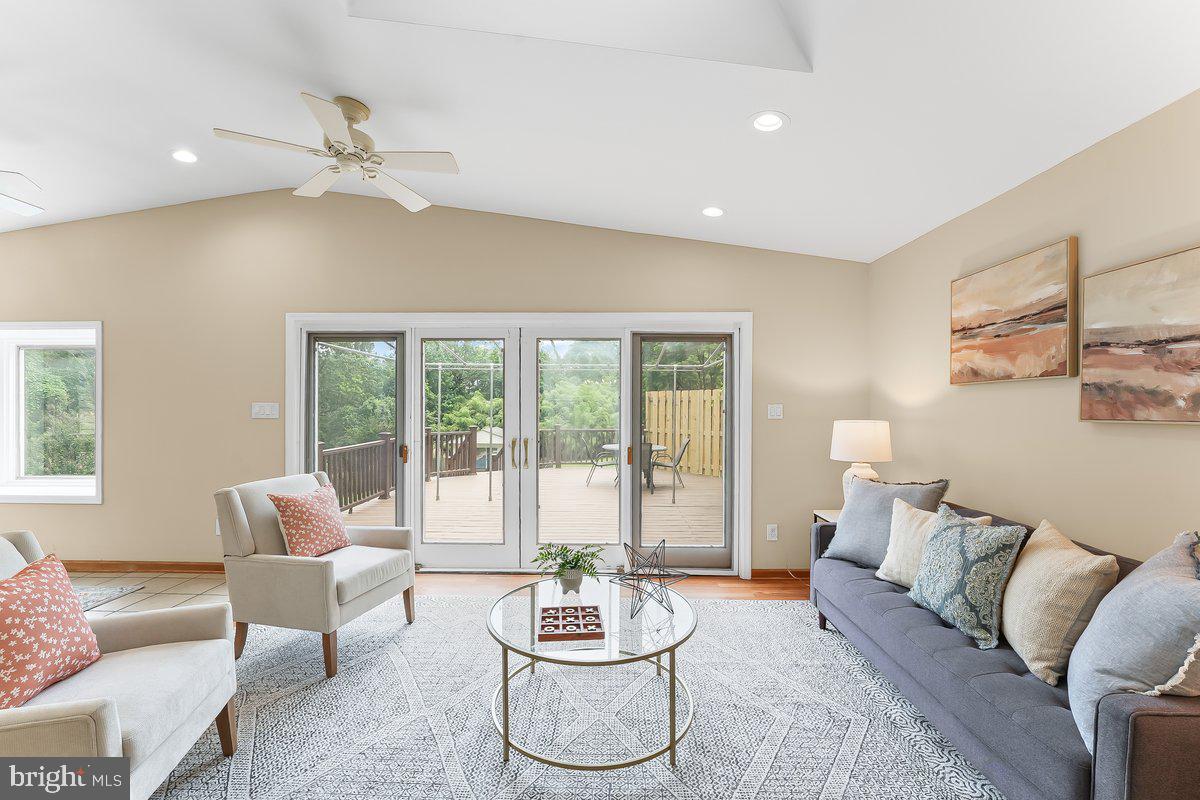 MARPLEWOOD VILLA - Residential