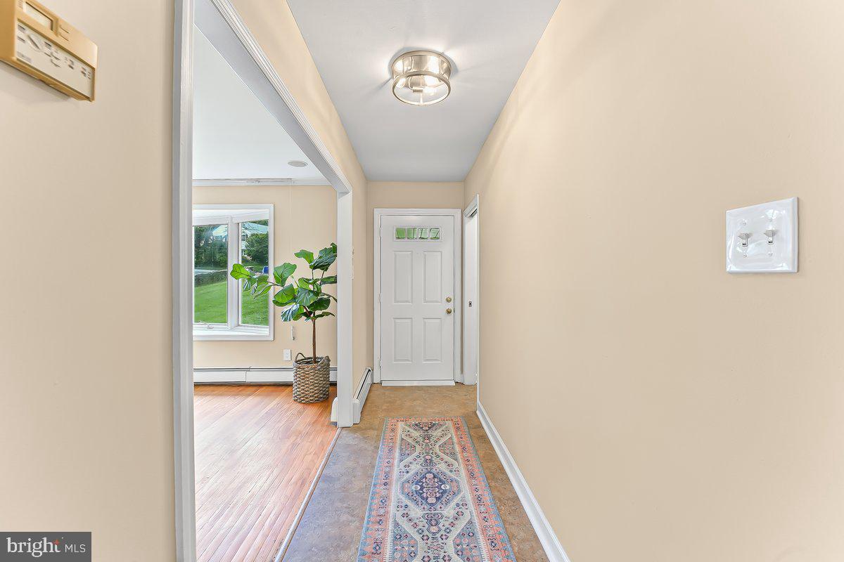 2924 DOGWOOD LANE