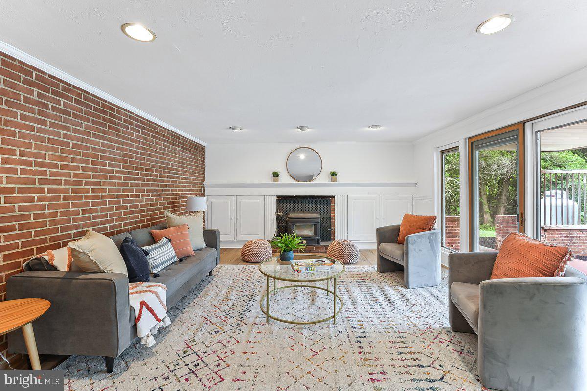 MARPLEWOOD VILLA - Residential