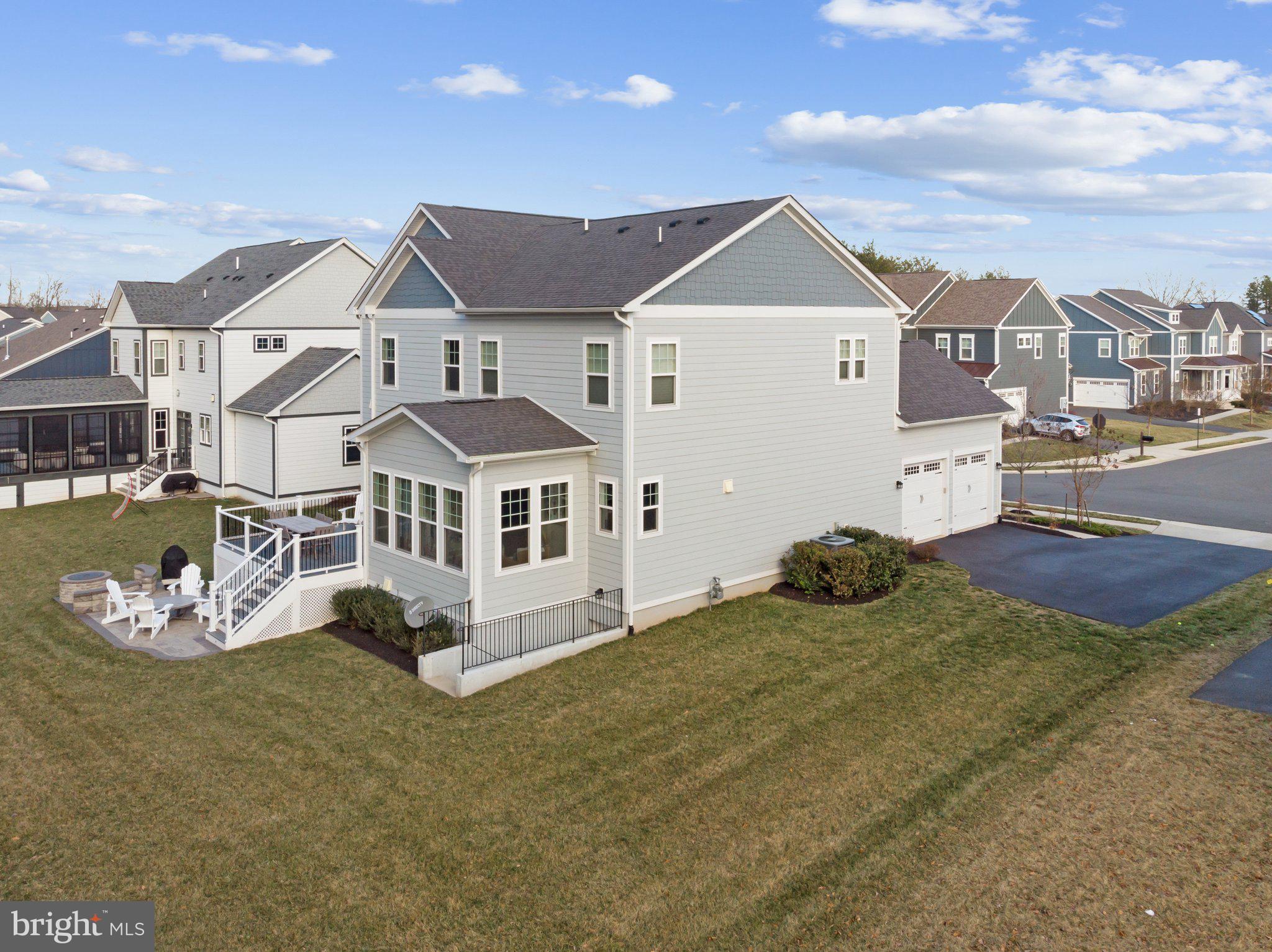 GROVE AT WILLOWSFORD - Residential