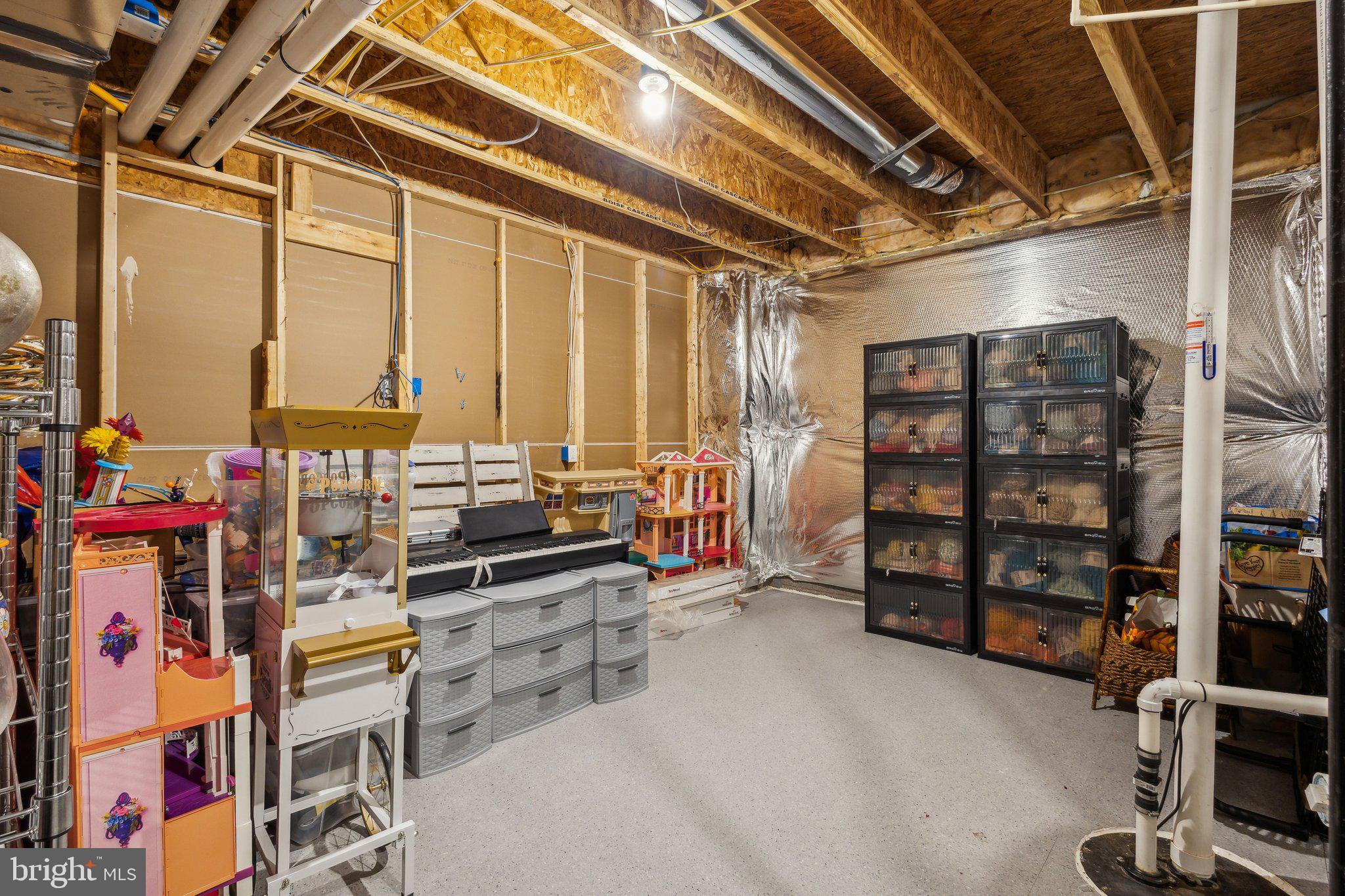 GROVE AT WILLOWSFORD - Residential