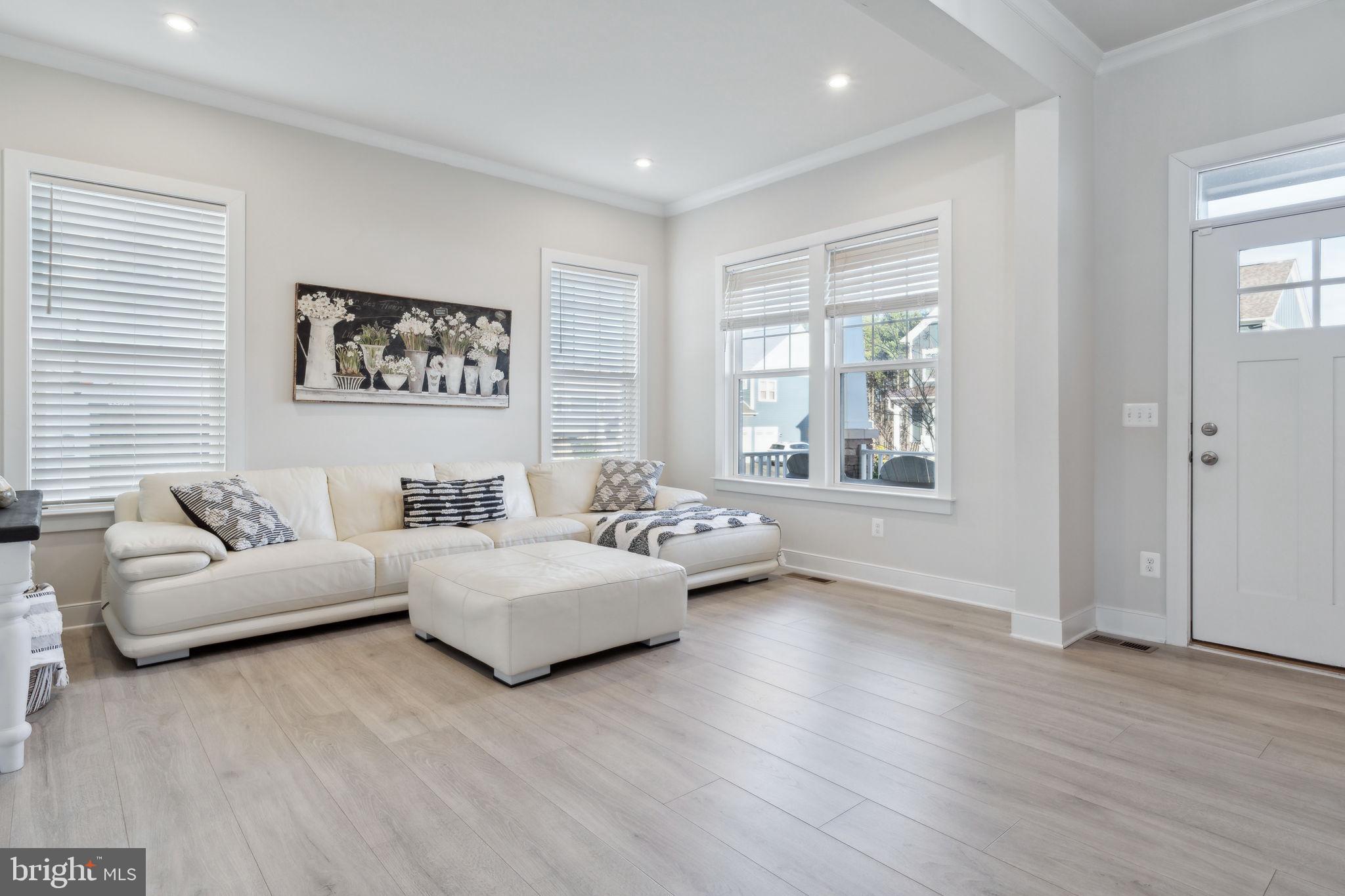 GROVE AT WILLOWSFORD - Residential