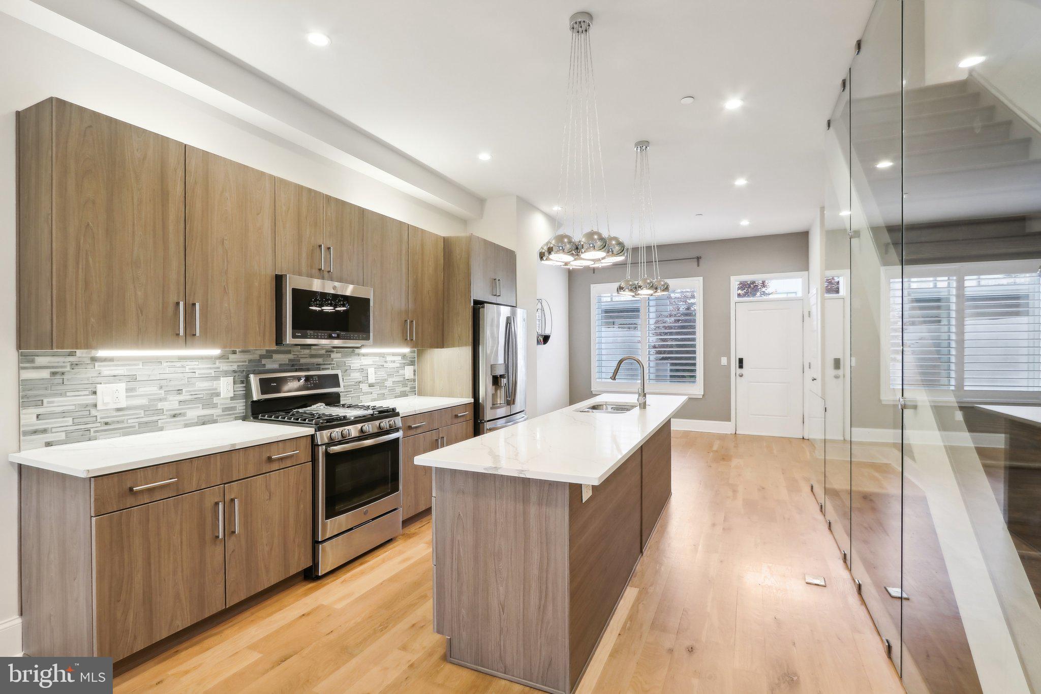 FISHTOWN - Residential Lease