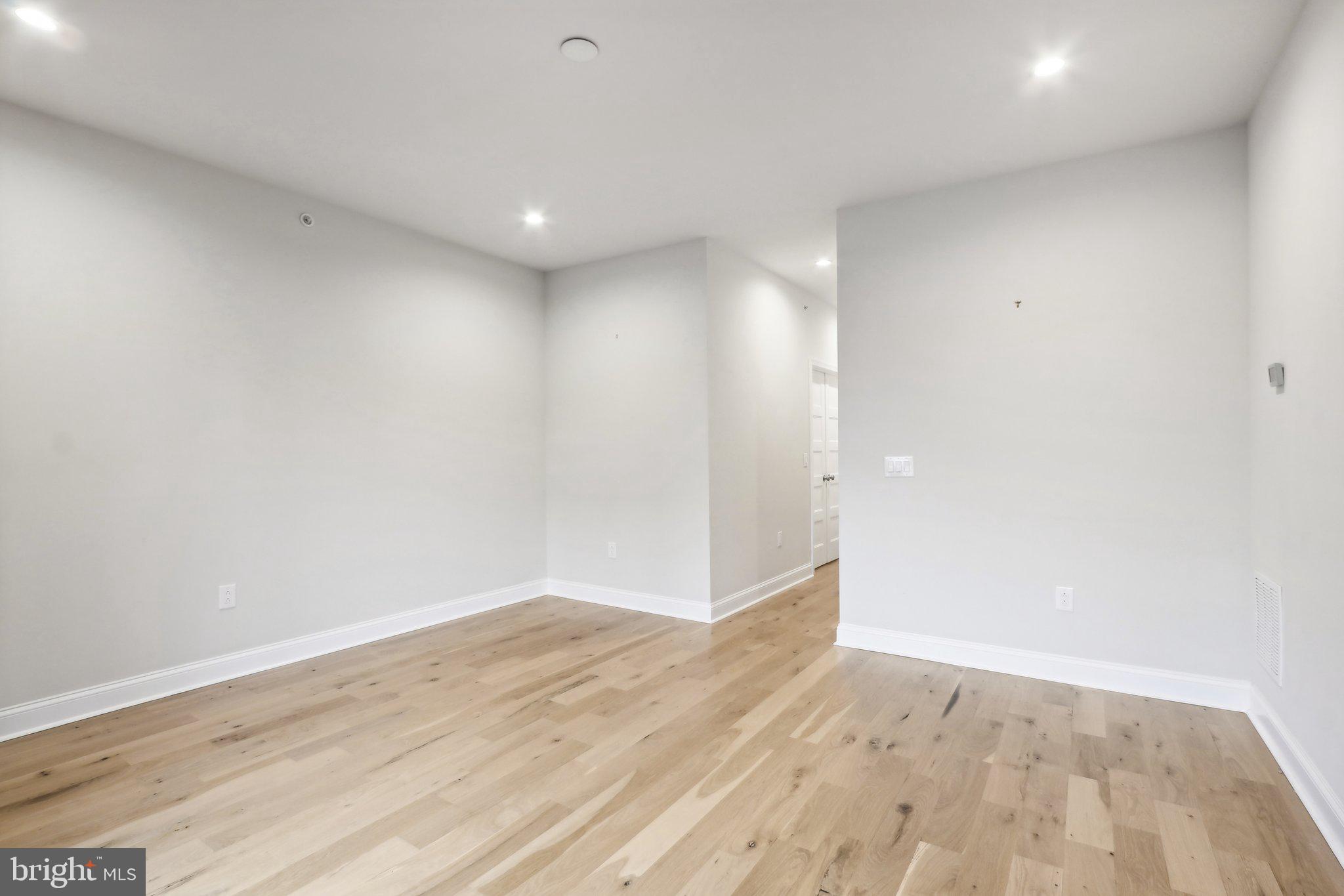 FISHTOWN - Residential Lease