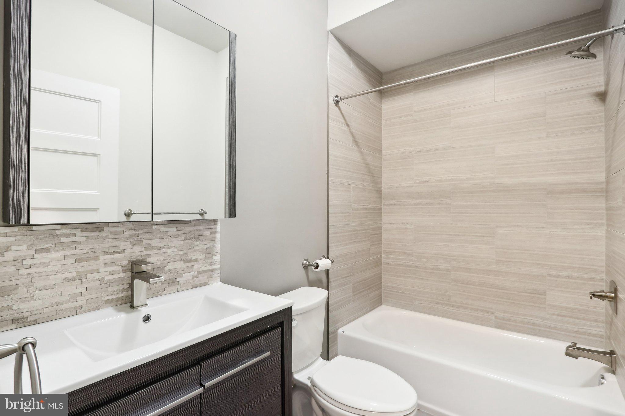 FISHTOWN - Residential Lease