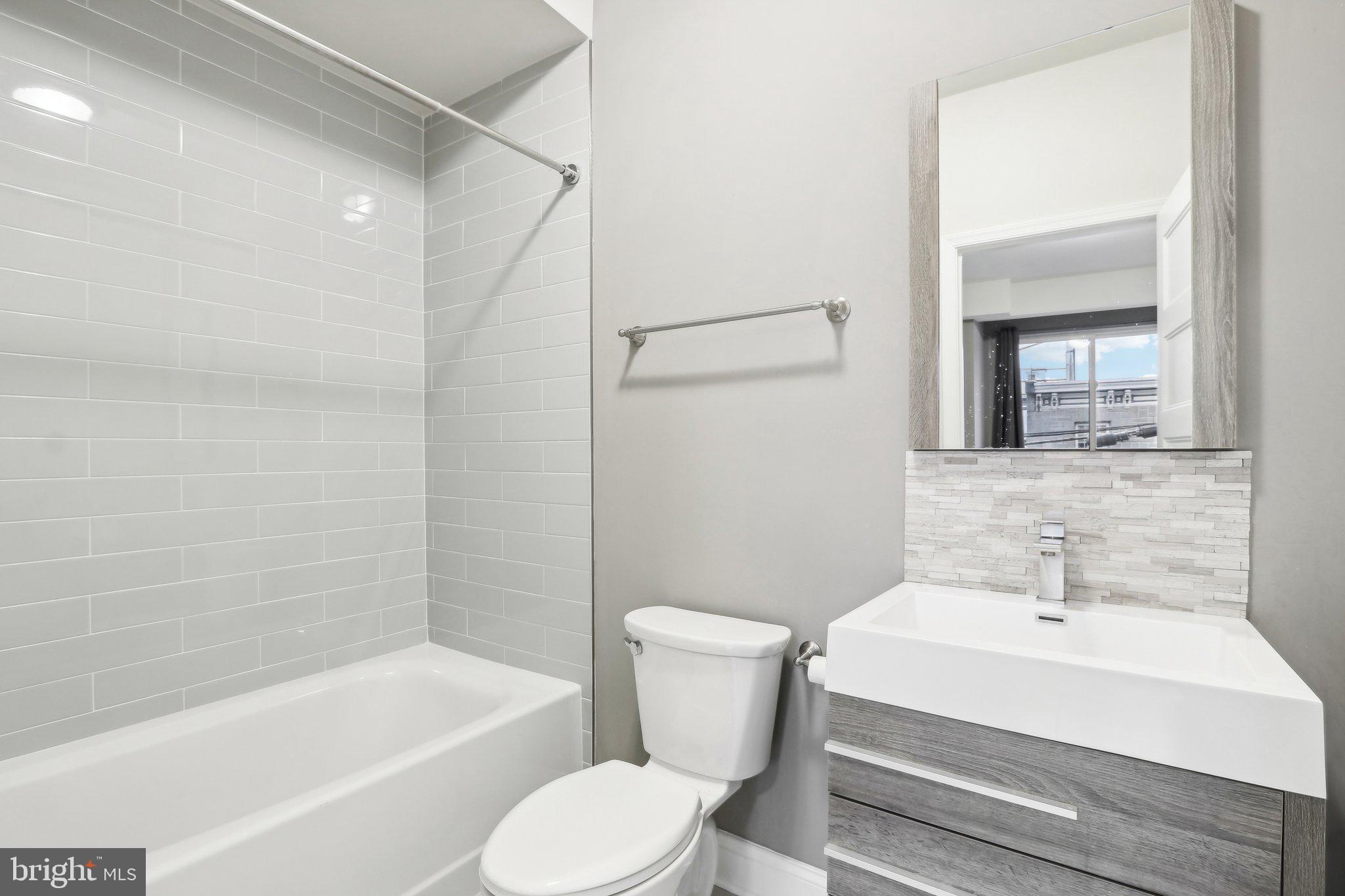 FISHTOWN - Residential Lease