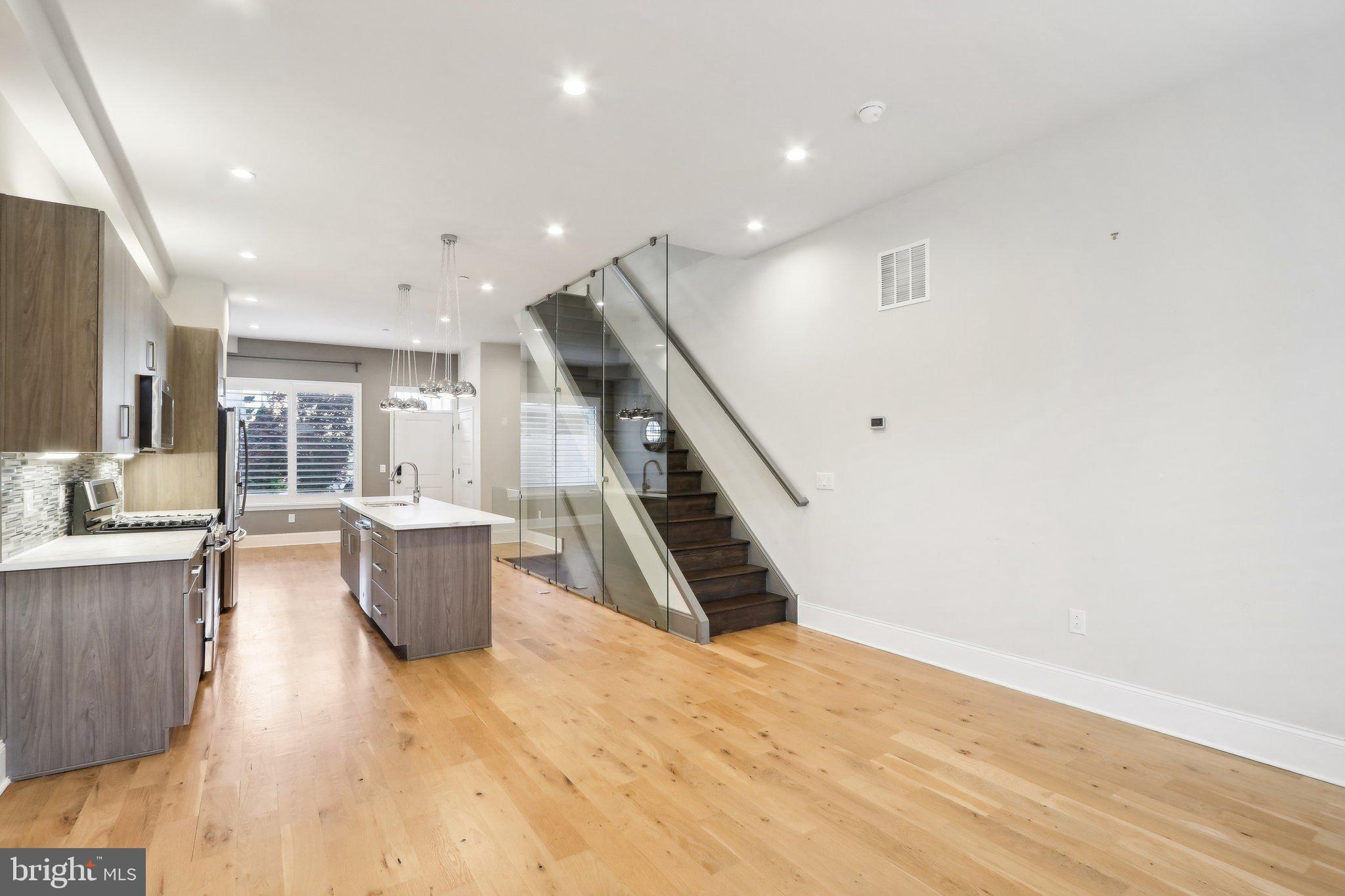 FISHTOWN - Residential Lease