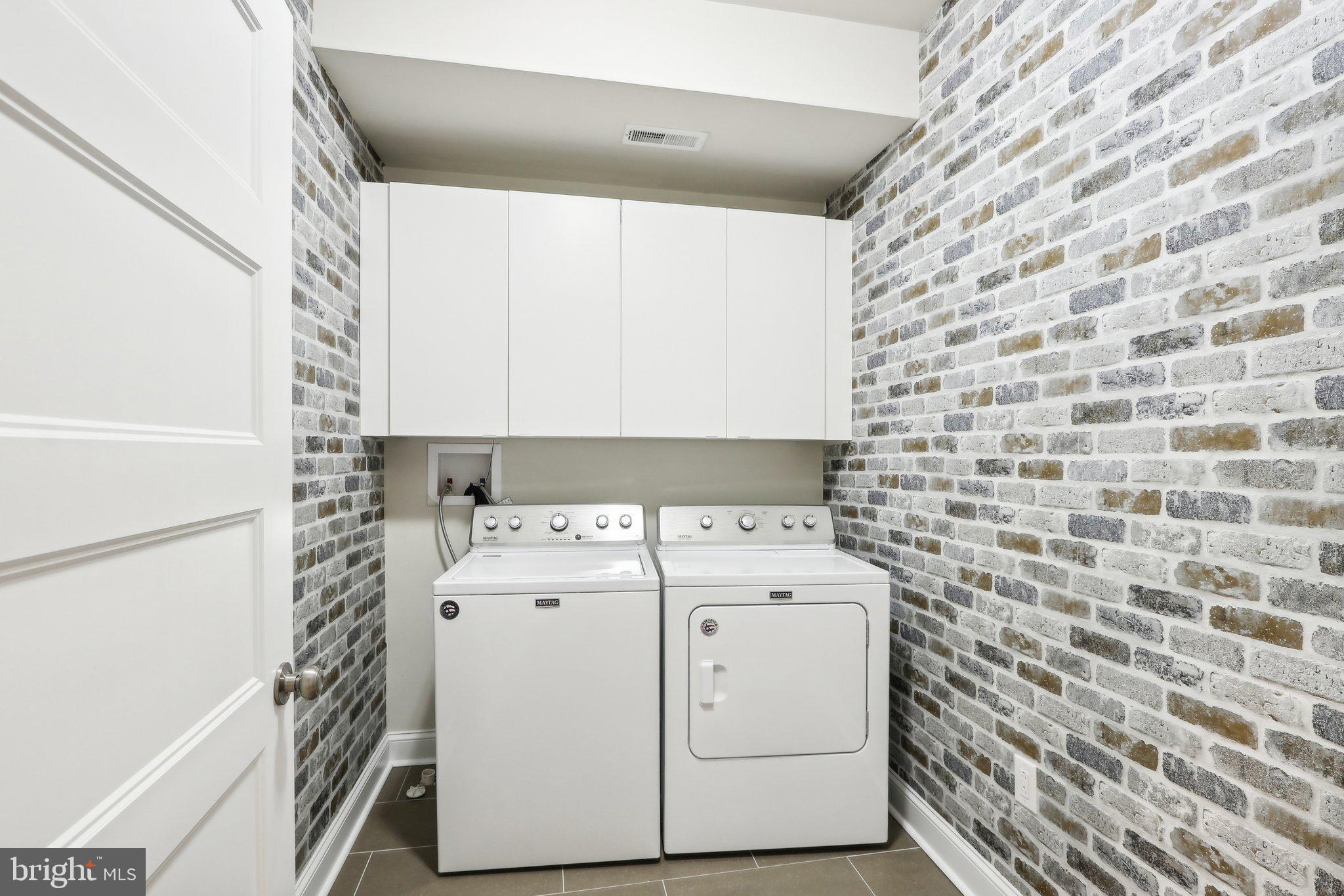 FISHTOWN - Residential Lease