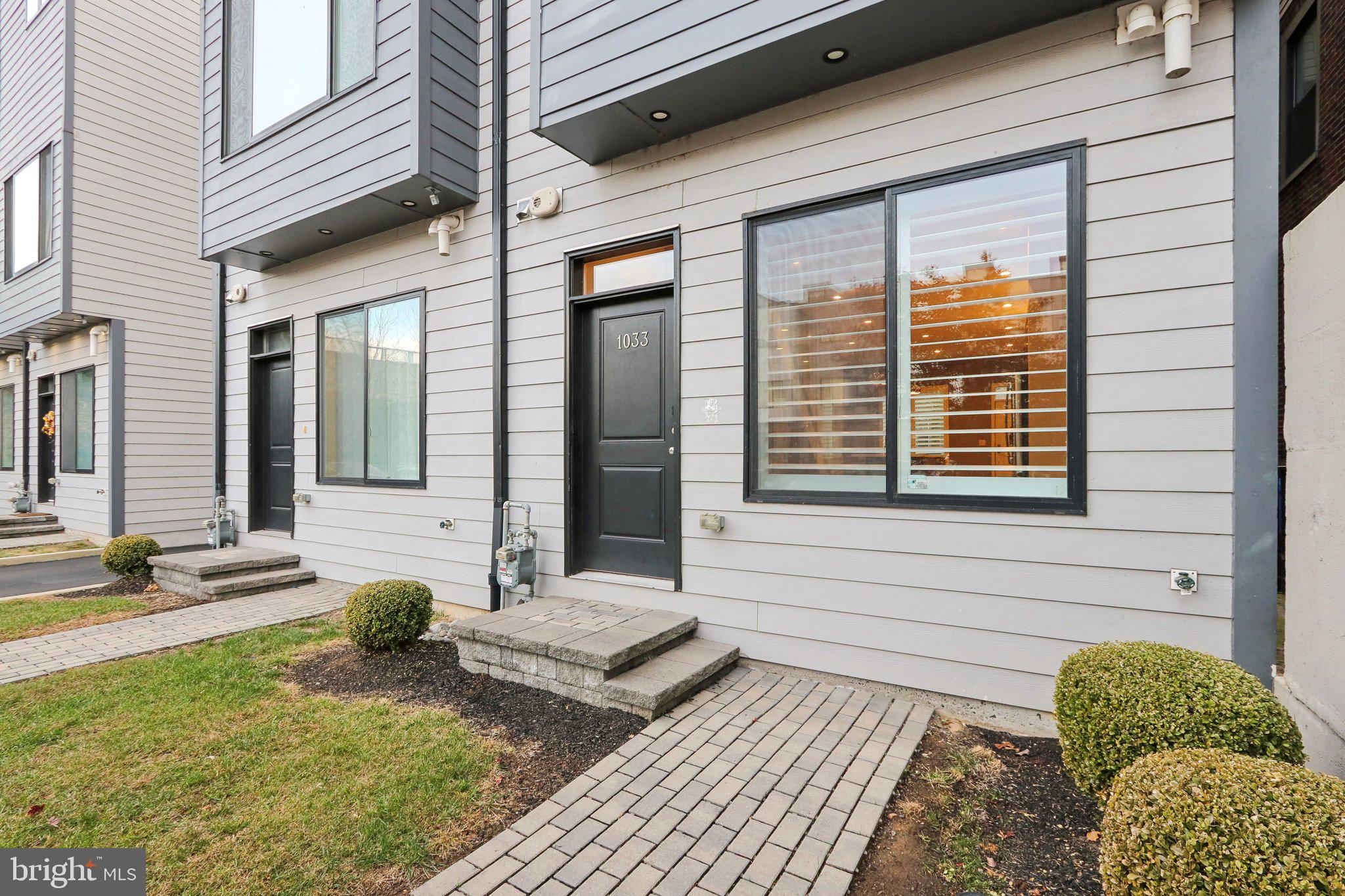 FISHTOWN - Residential Lease