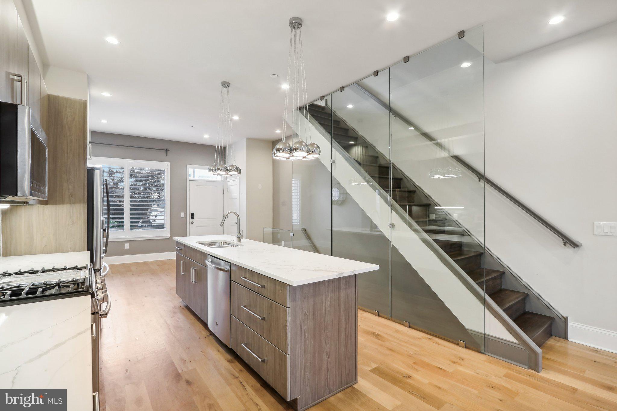 FISHTOWN - Residential Lease