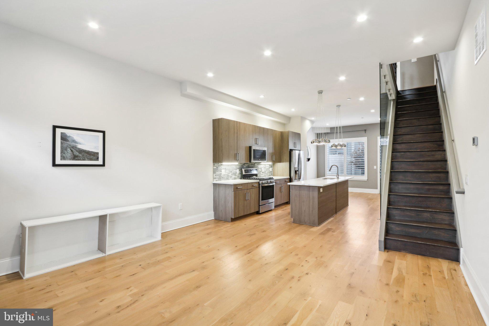 FISHTOWN - Residential Lease