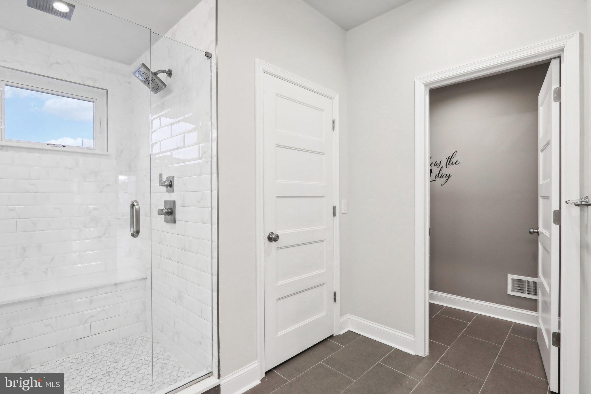 FISHTOWN - Residential Lease