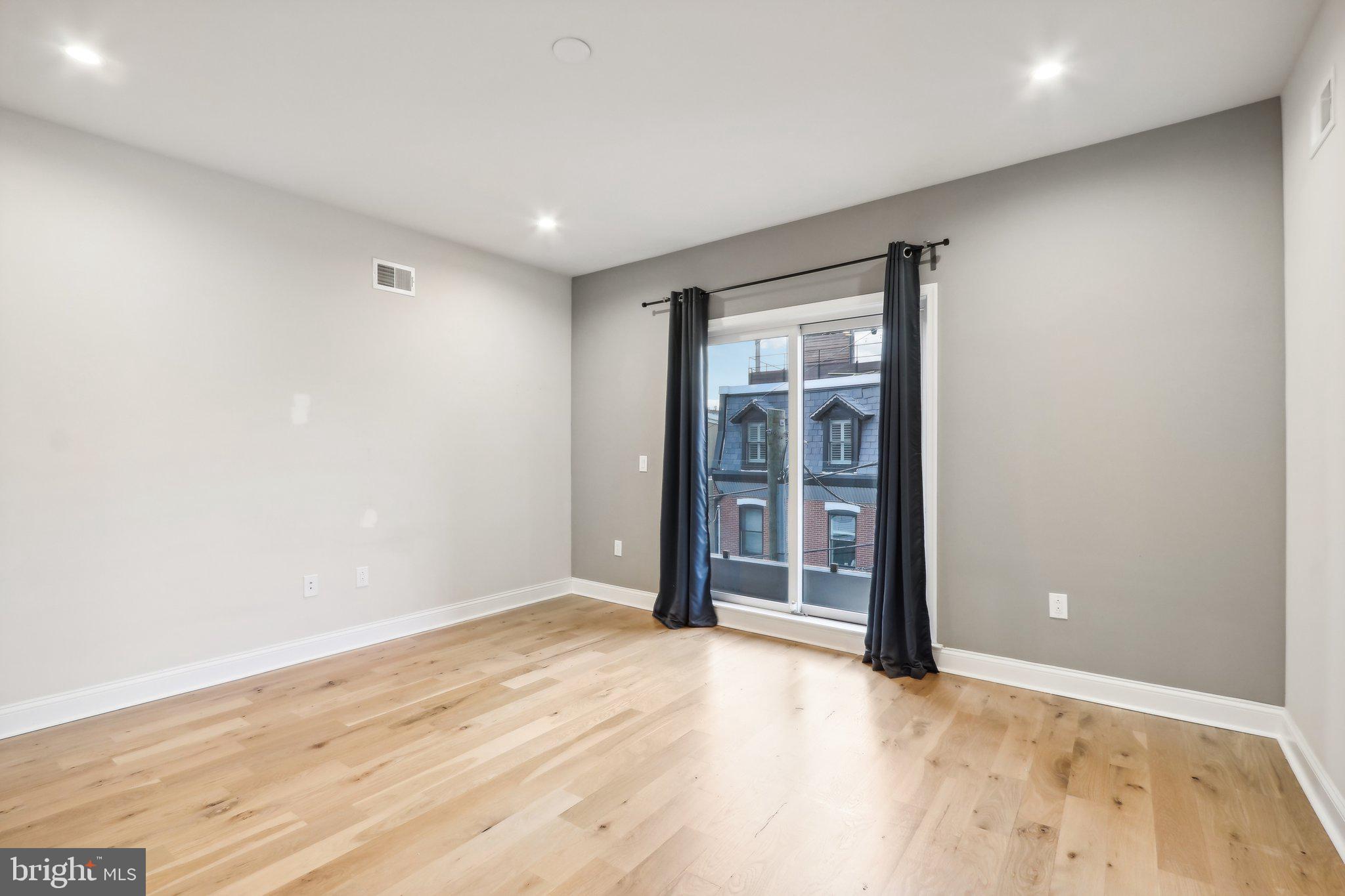 FISHTOWN - Residential Lease