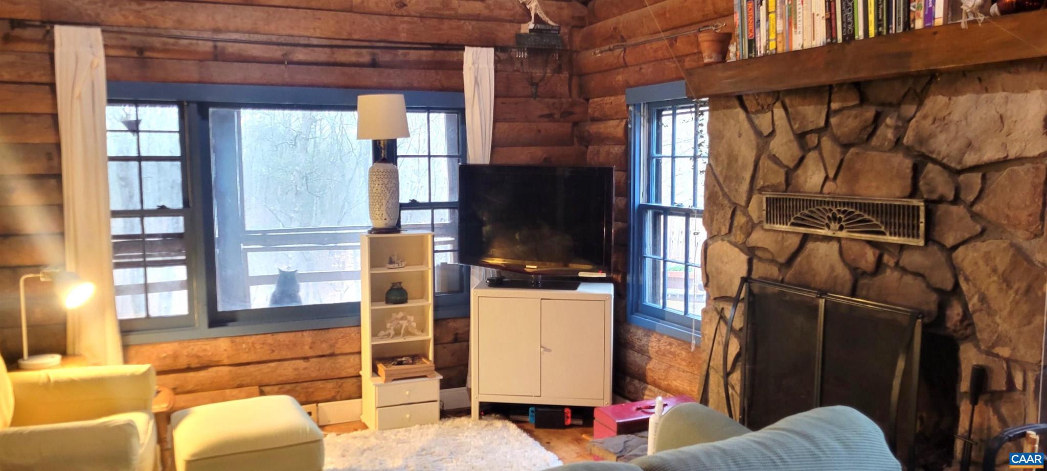 UNKNOWN - Residential Lease
