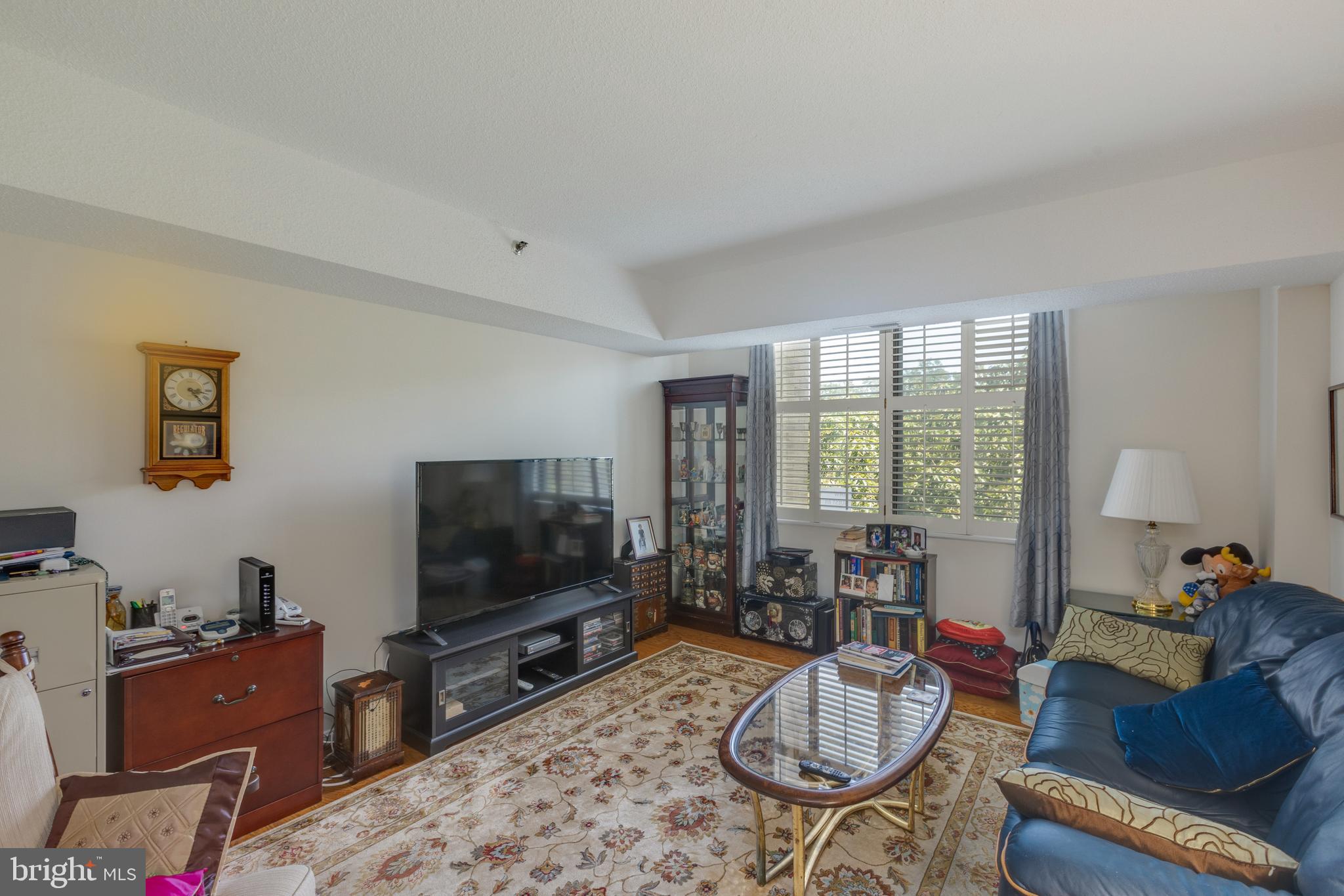 SKYLINE HOUSE - Residential