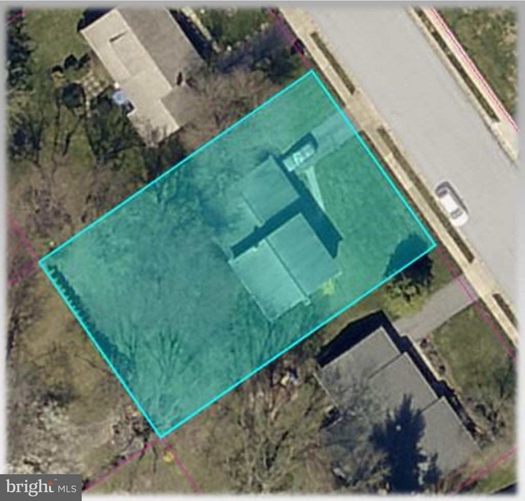 Photo of 417 SPRING DR, MILLERSVILLE, PA 17551 (MLS # PALA2027622)