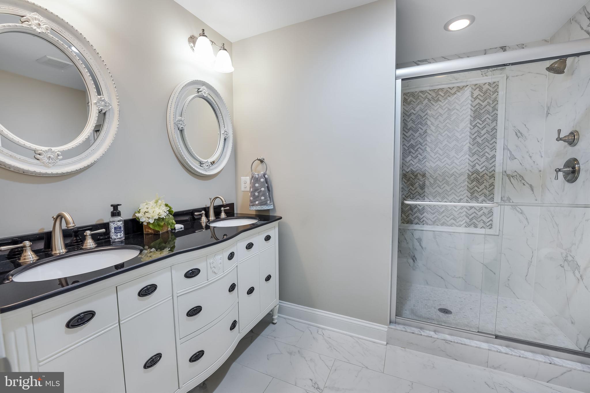 BELMONT COUNTRY CLUB - Residential