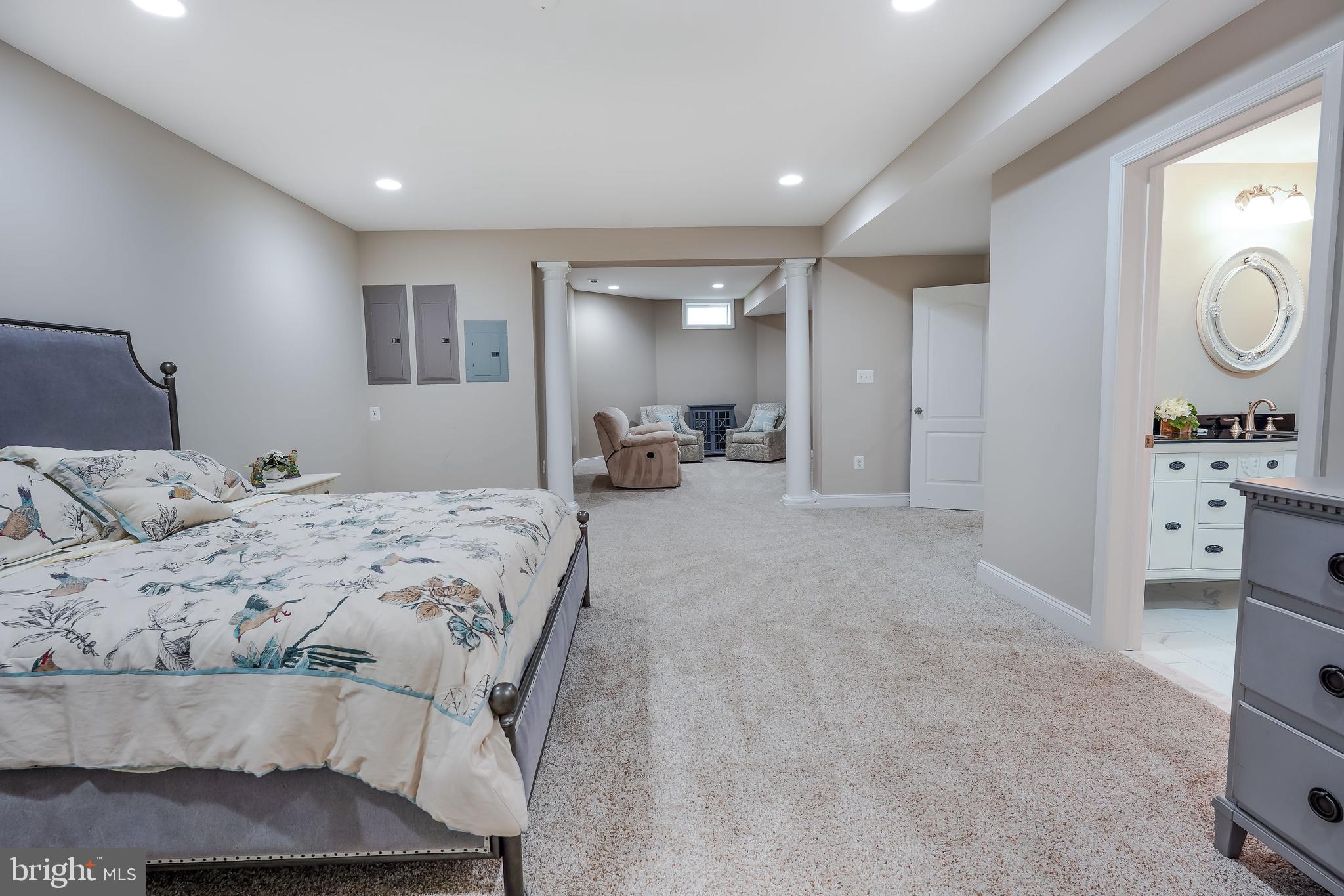 BELMONT COUNTRY CLUB - Residential