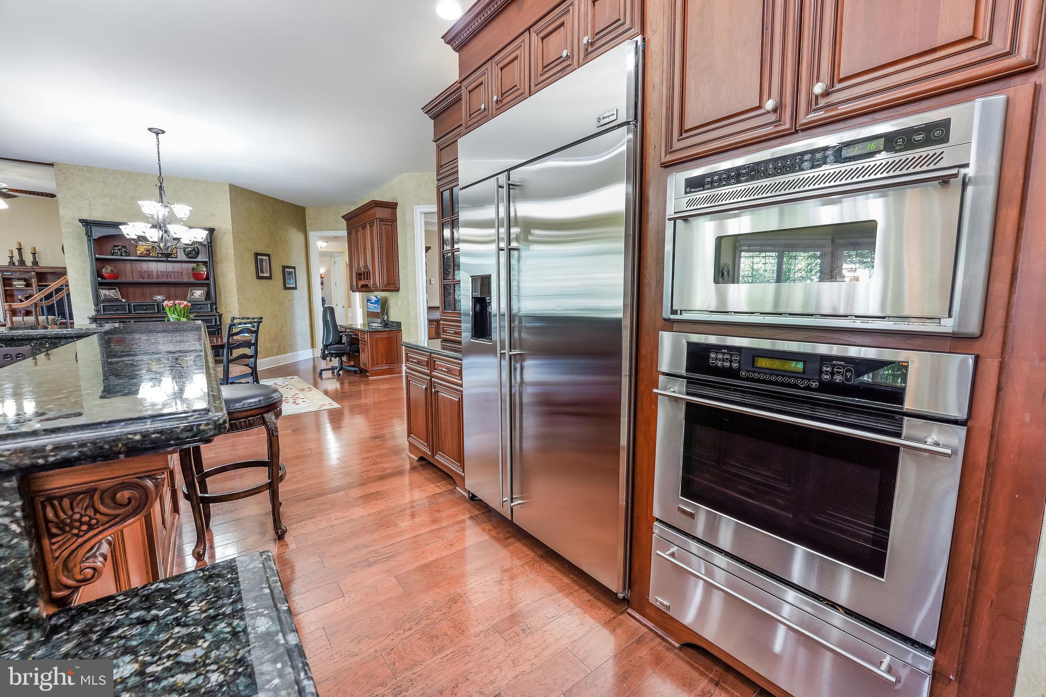 BELMONT COUNTRY CLUB - Residential